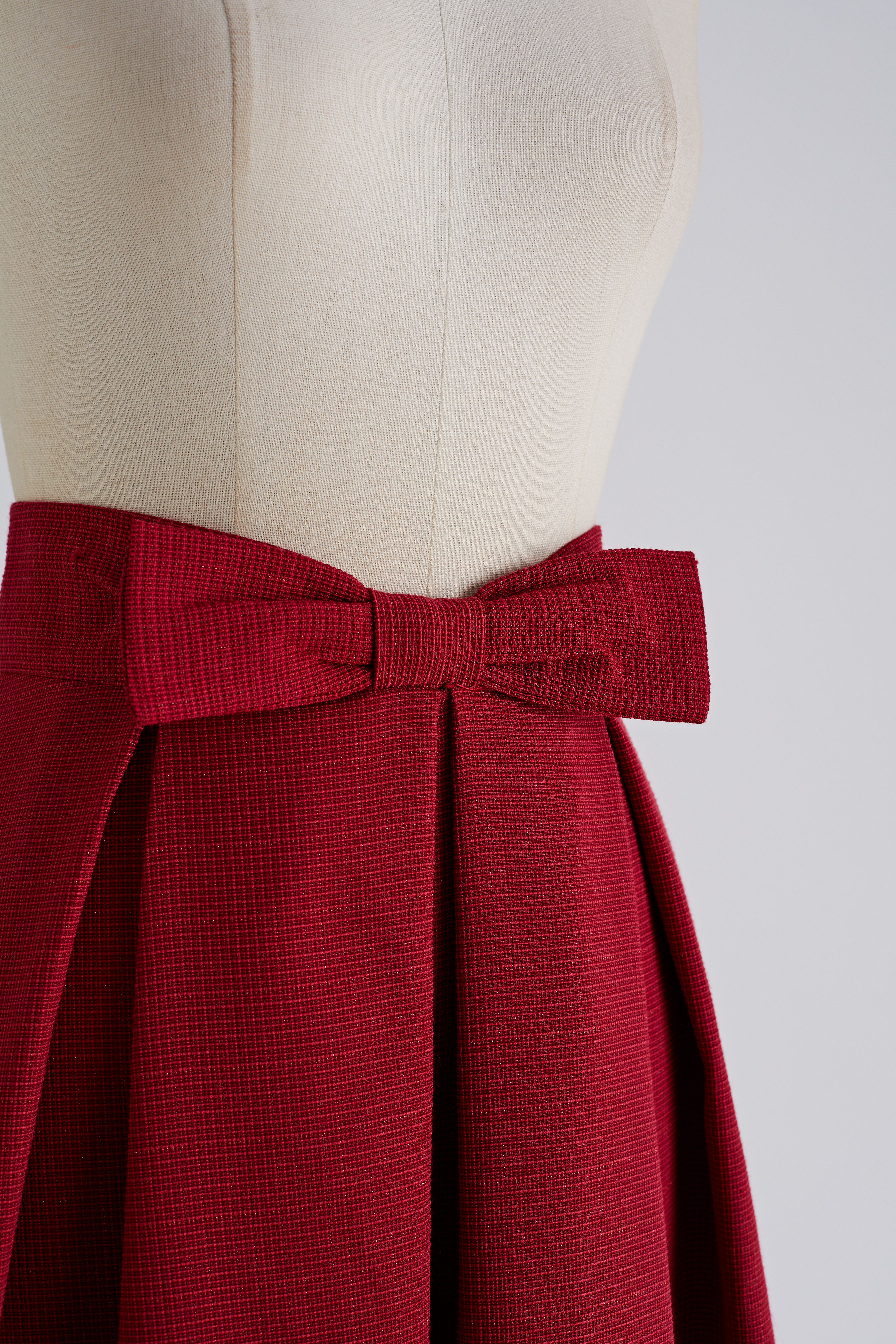 Bowknot Waist Pleated Tweed Skirt in Red