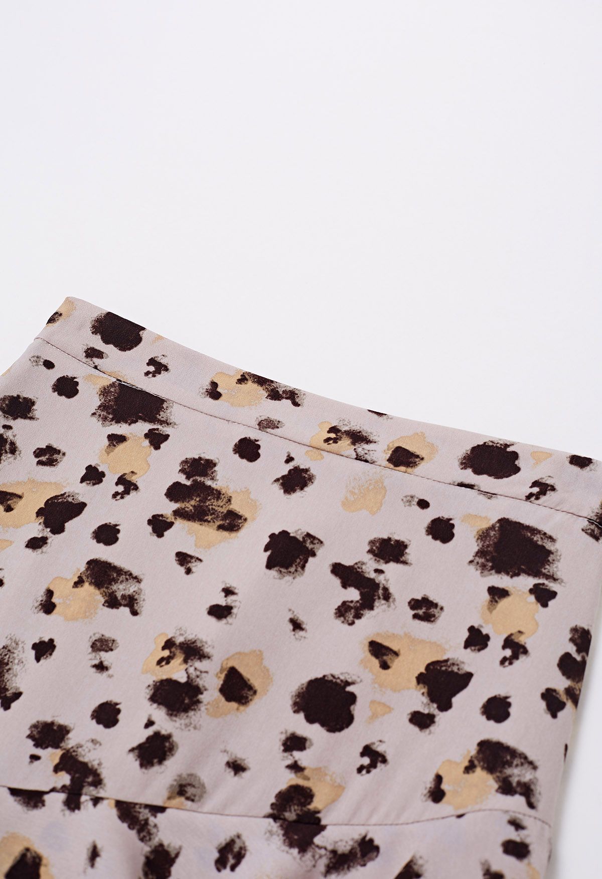 Inky Spots Printed Ruffle Chiffon Skirt in Dusty Pink