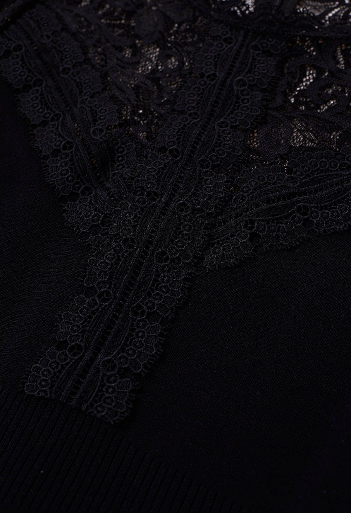 Floral Lace Spliced Knit Dress in Black