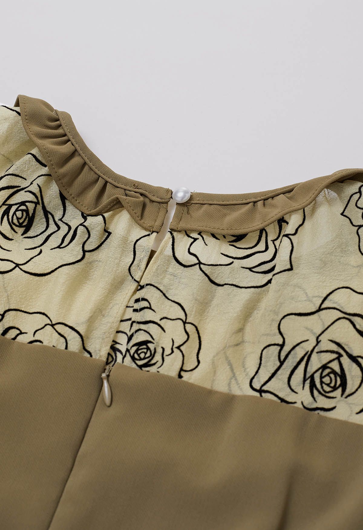 Rose Sketch Spliced Ruffle Midi Dress in Khaki