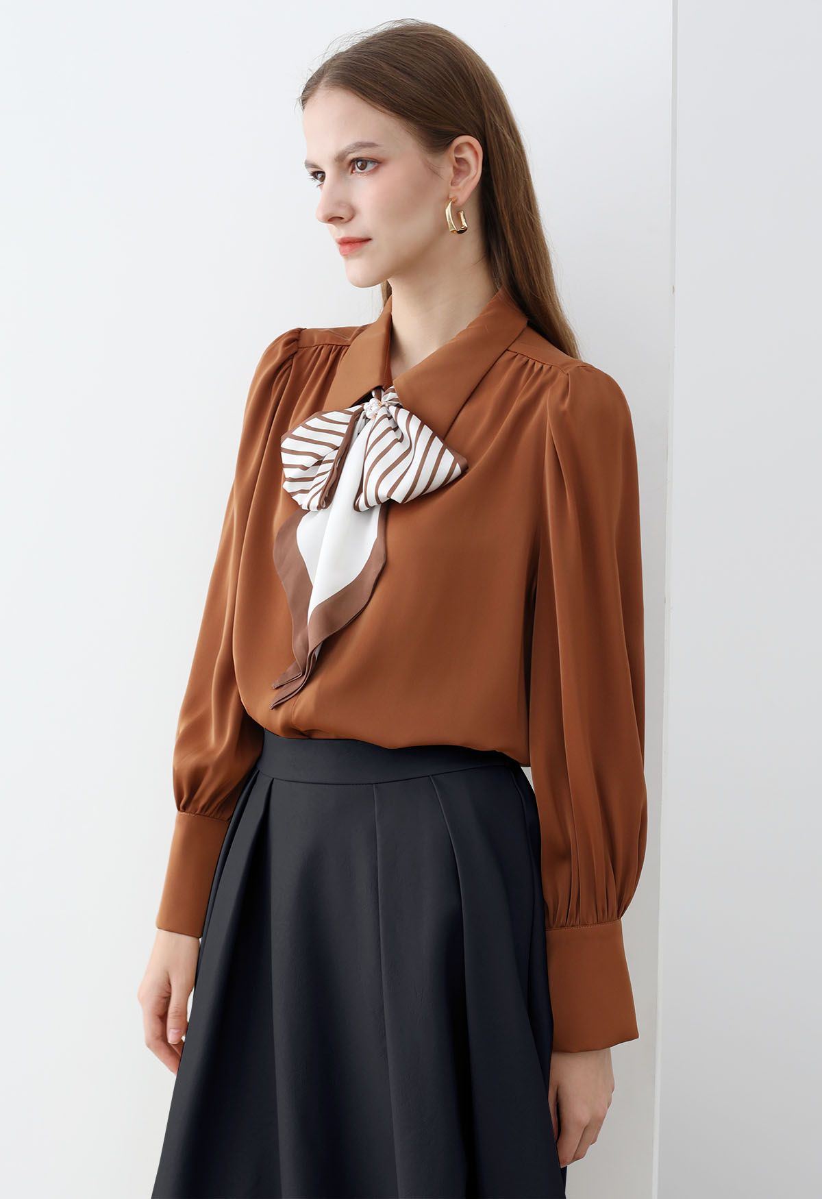 Vogue Detachable Bowknot Satin Shirt in Pumpkin