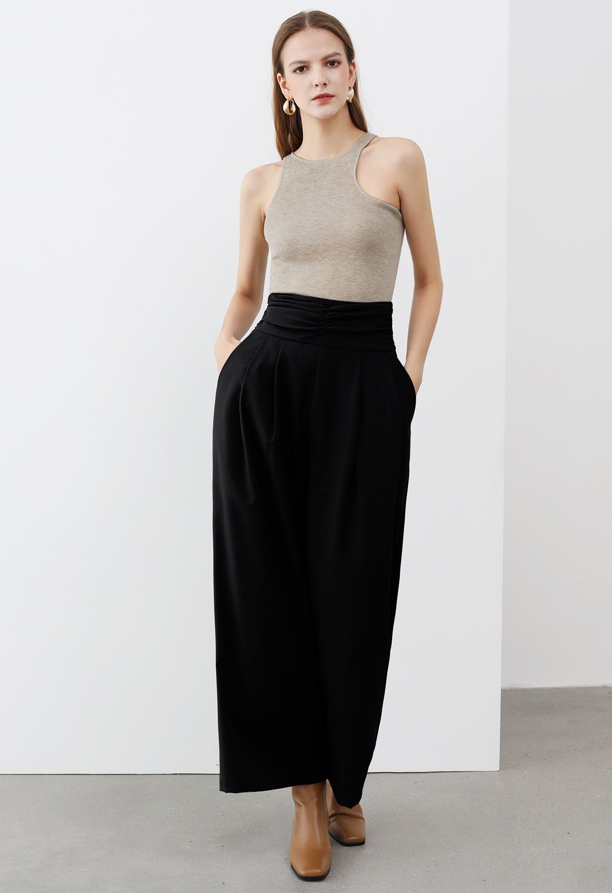 Ruched High Waist Pleated Wide-Leg Pants in Black - Retro, Indie 