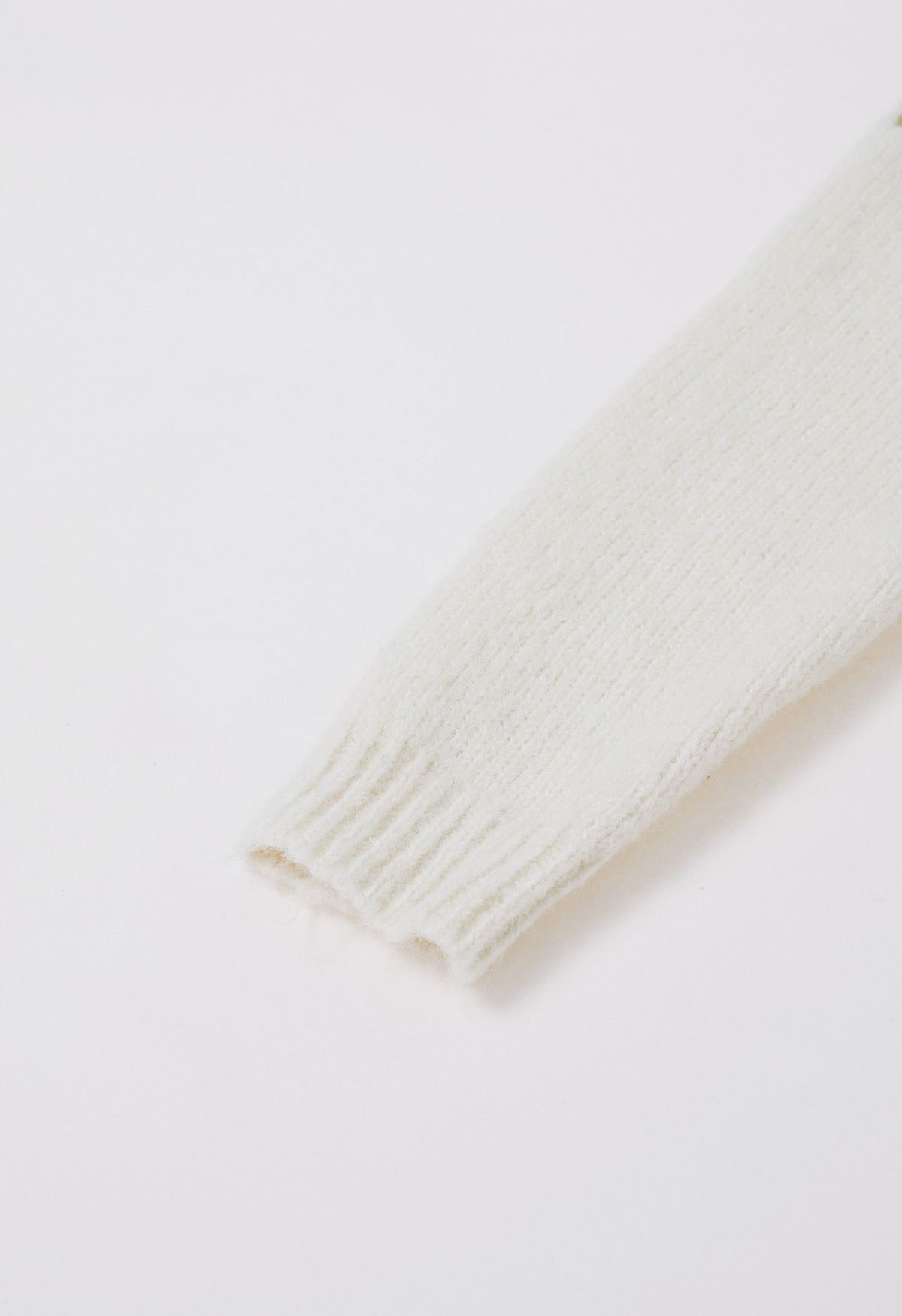 Newleaf Pattern Fuzzy Knit Sweater in Ivory