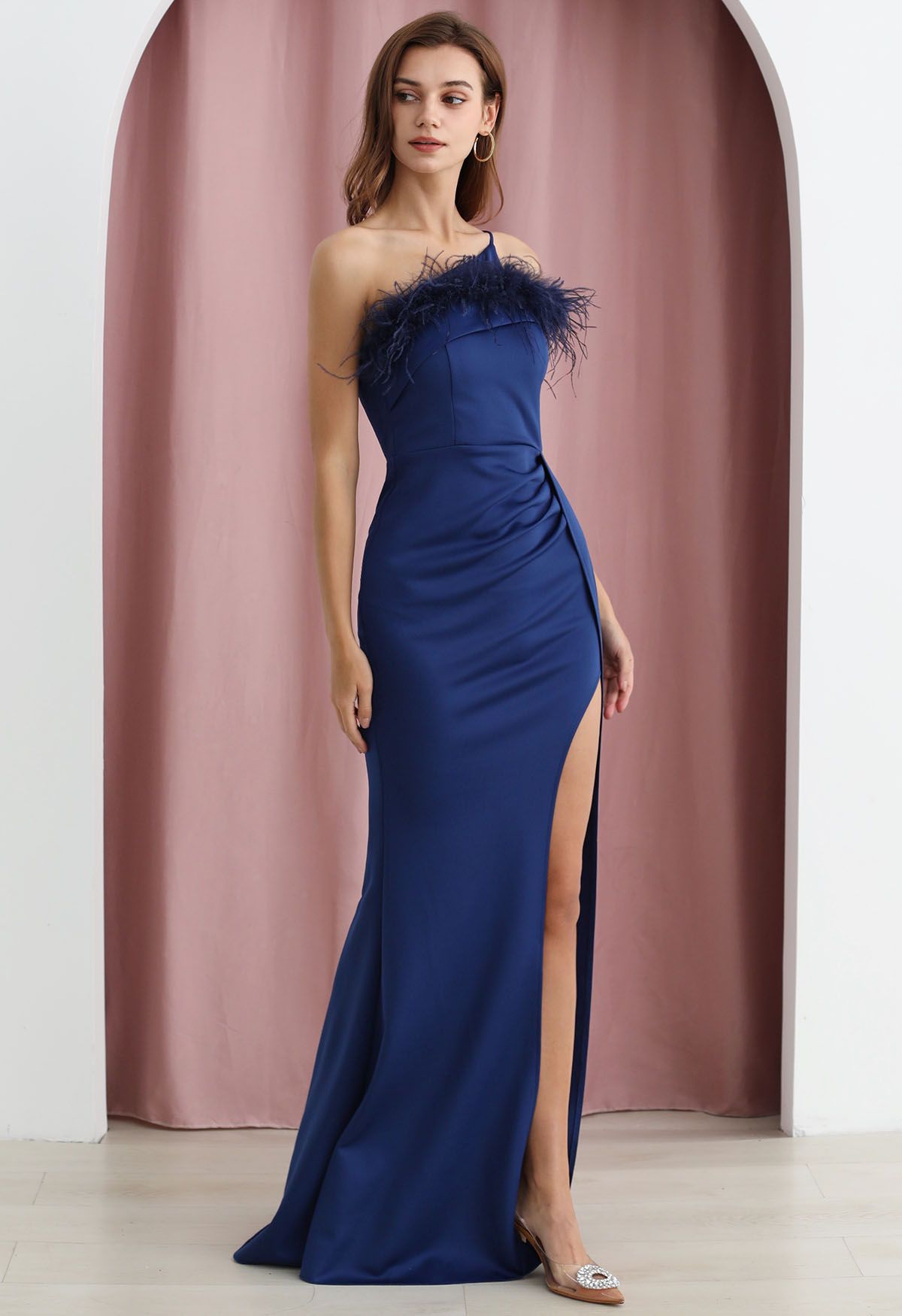 Feather Trim One-Shoulder Slit Mermaid Gown in Navy