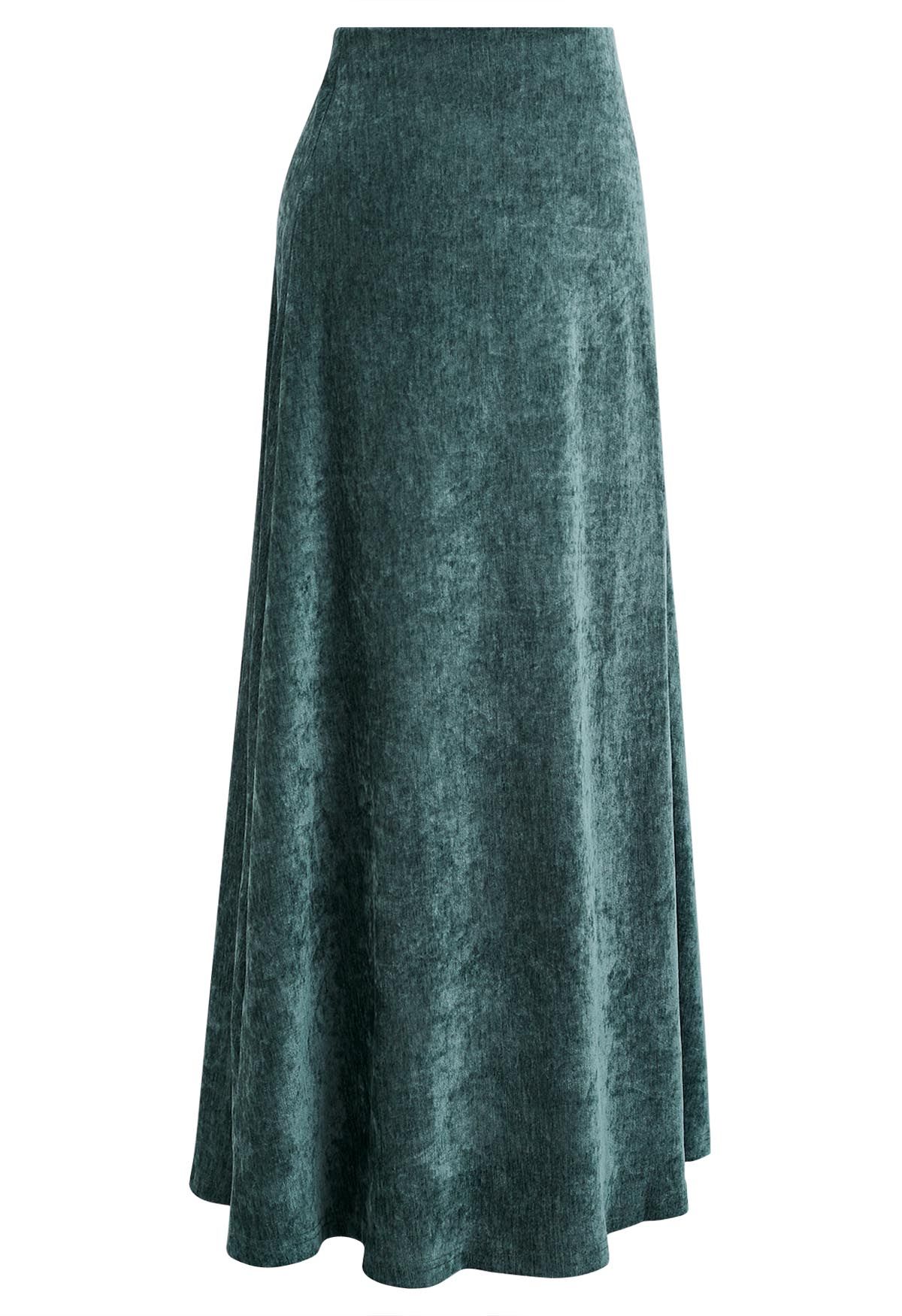 Midnight Glamour Velvet Maxi Skirt in Green