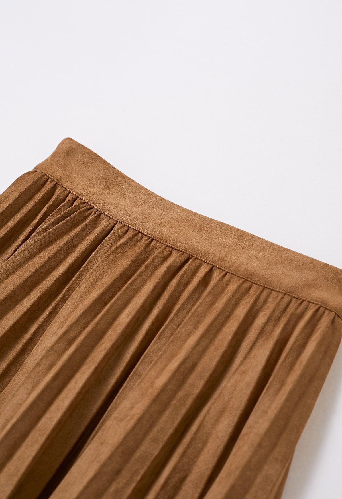 Smooth Faux Suede Pleated Midi Skirt in Camel