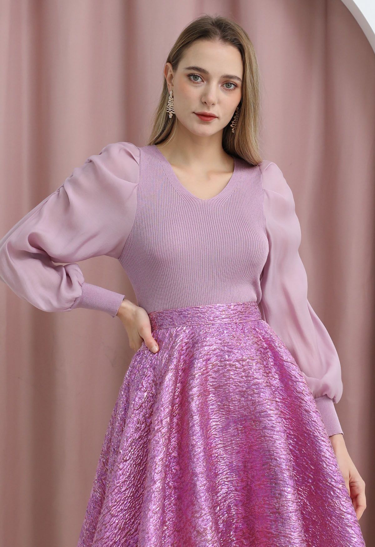 Dramatic Puff Sleeves V-Neck Spliced Knit Top in Lilac