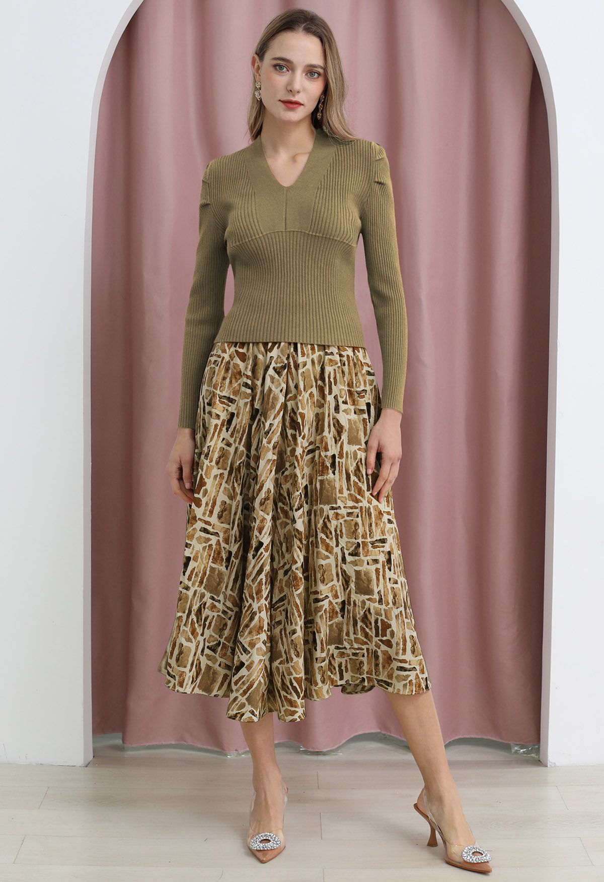 Graphic Printed Midi Skirt in Camel