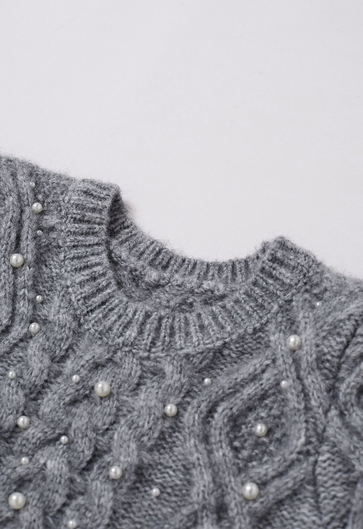 Pearly Short Sleeve Cable Knit Sweater in Grey