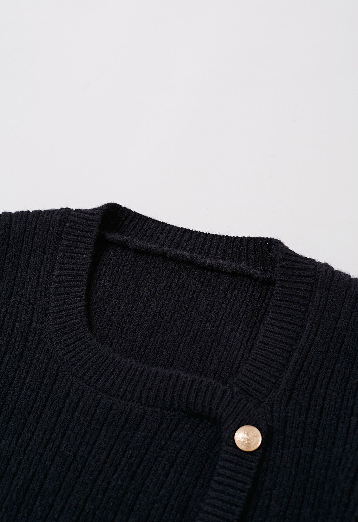 Irregular Golden Button Trim Cropped Knit Top in Black