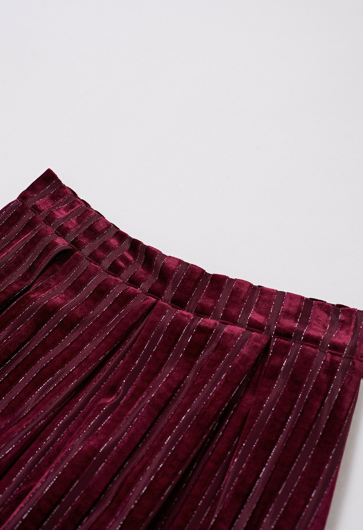 Shimmer Striped Pleated Velvet Midi Skirt in Burgundy