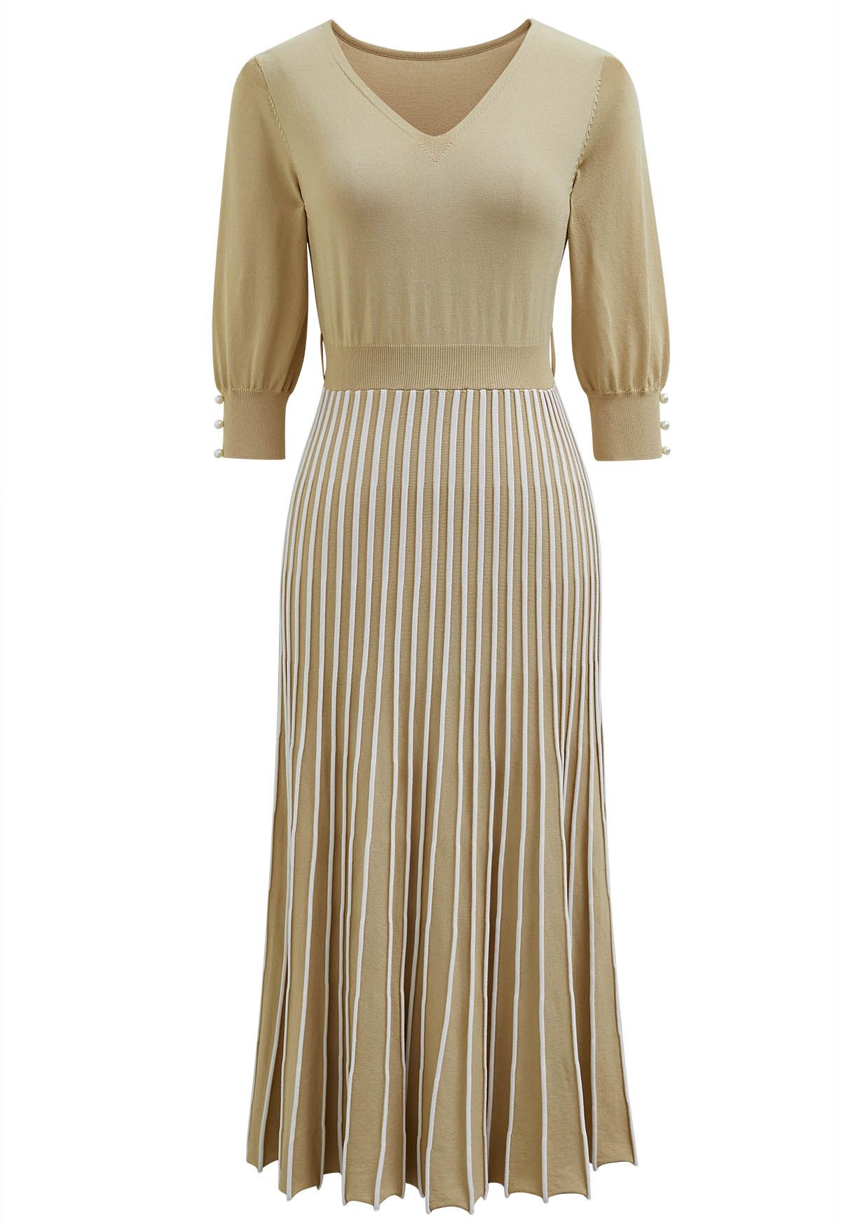 V-Neck Stripe Pleated Knit Dress