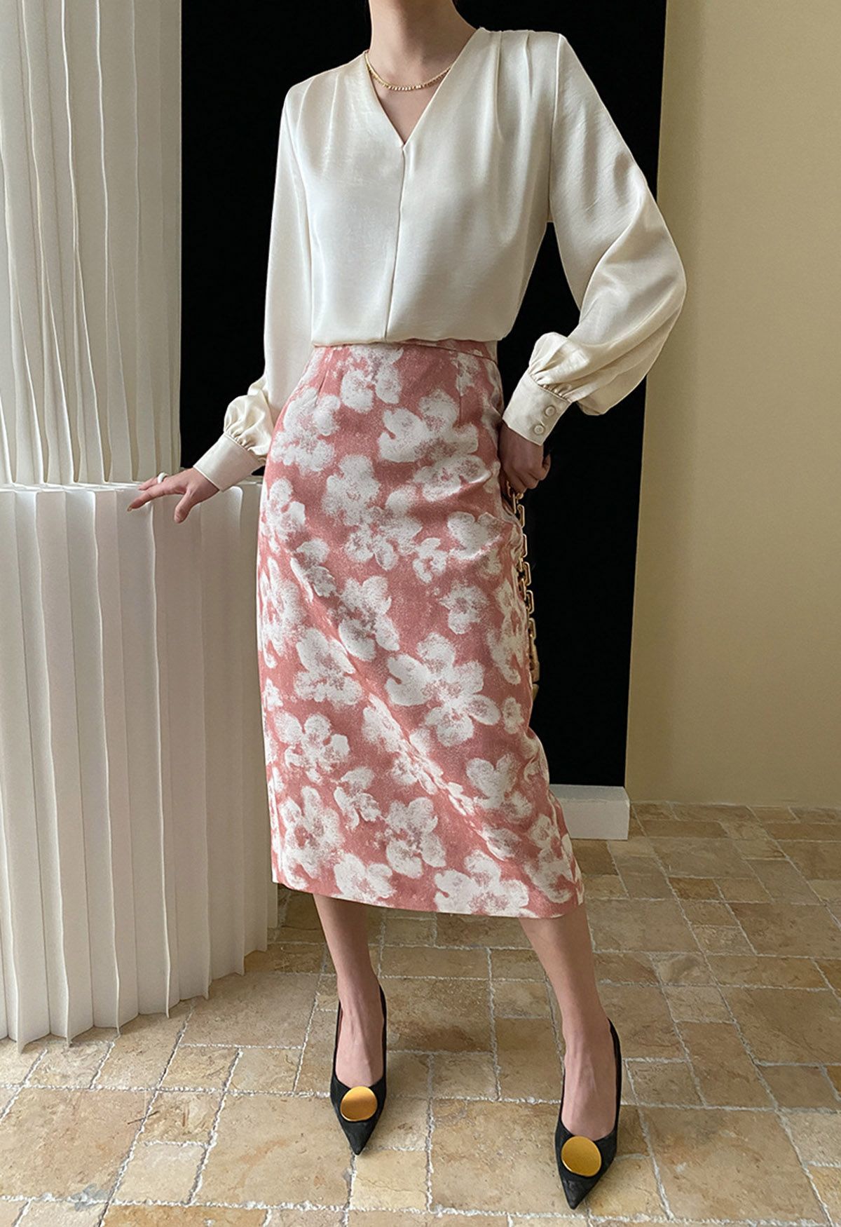 White floral hotsell pencil skirt