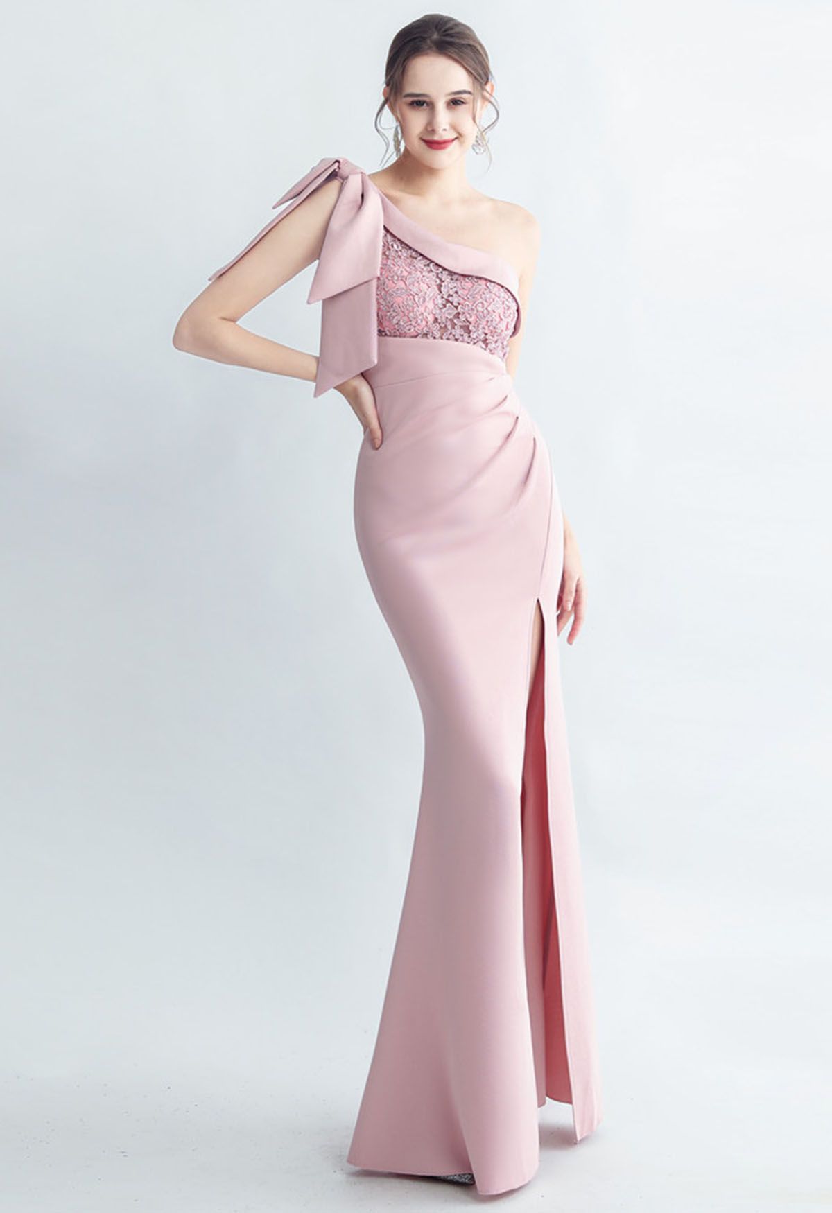 Bowknot One-Shoulder Embroidered Split Gown in Pink