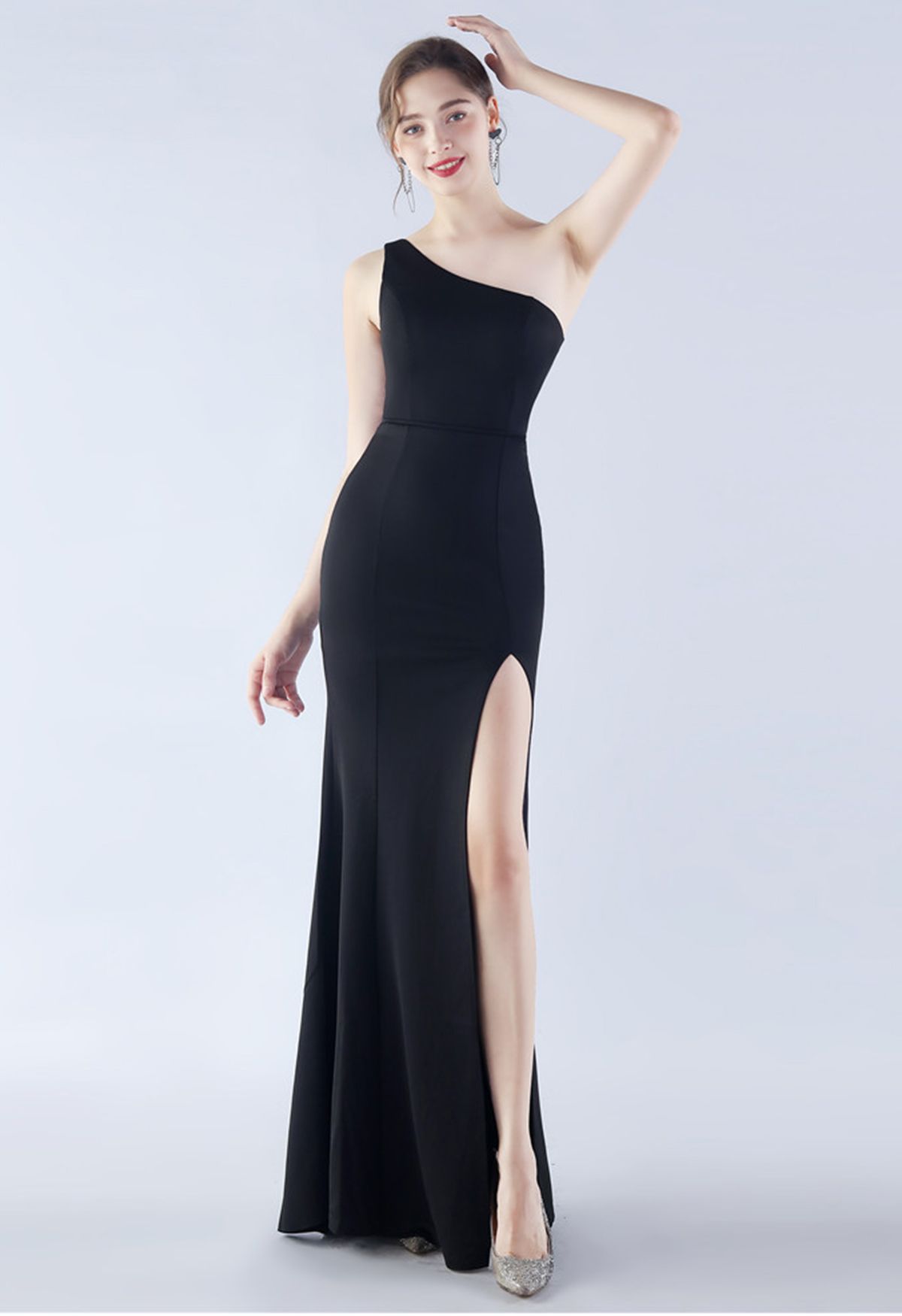 Satin Finished One-Shoulder Slit Mermaid Gown in Black