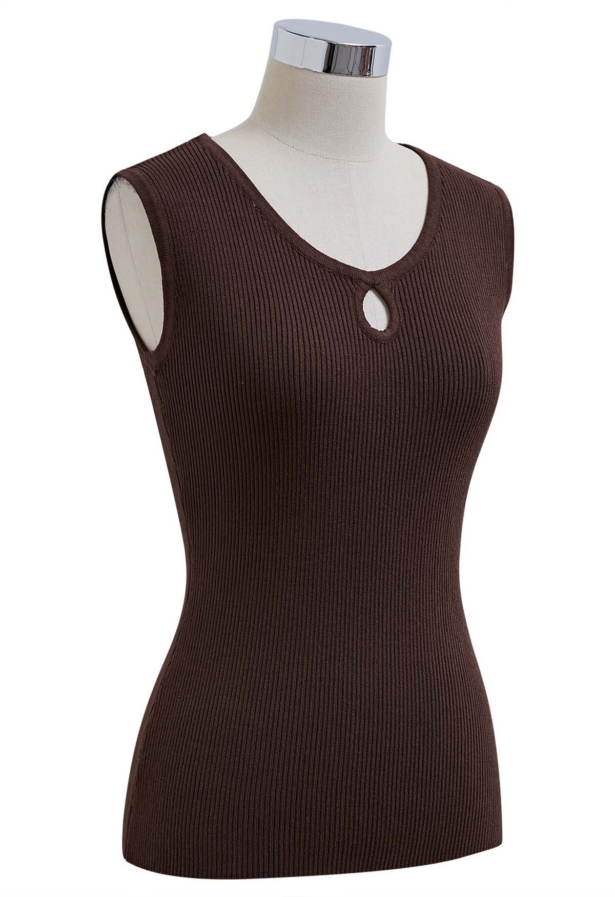 Cutout Detailing Sleeveless Knit Top in Brown