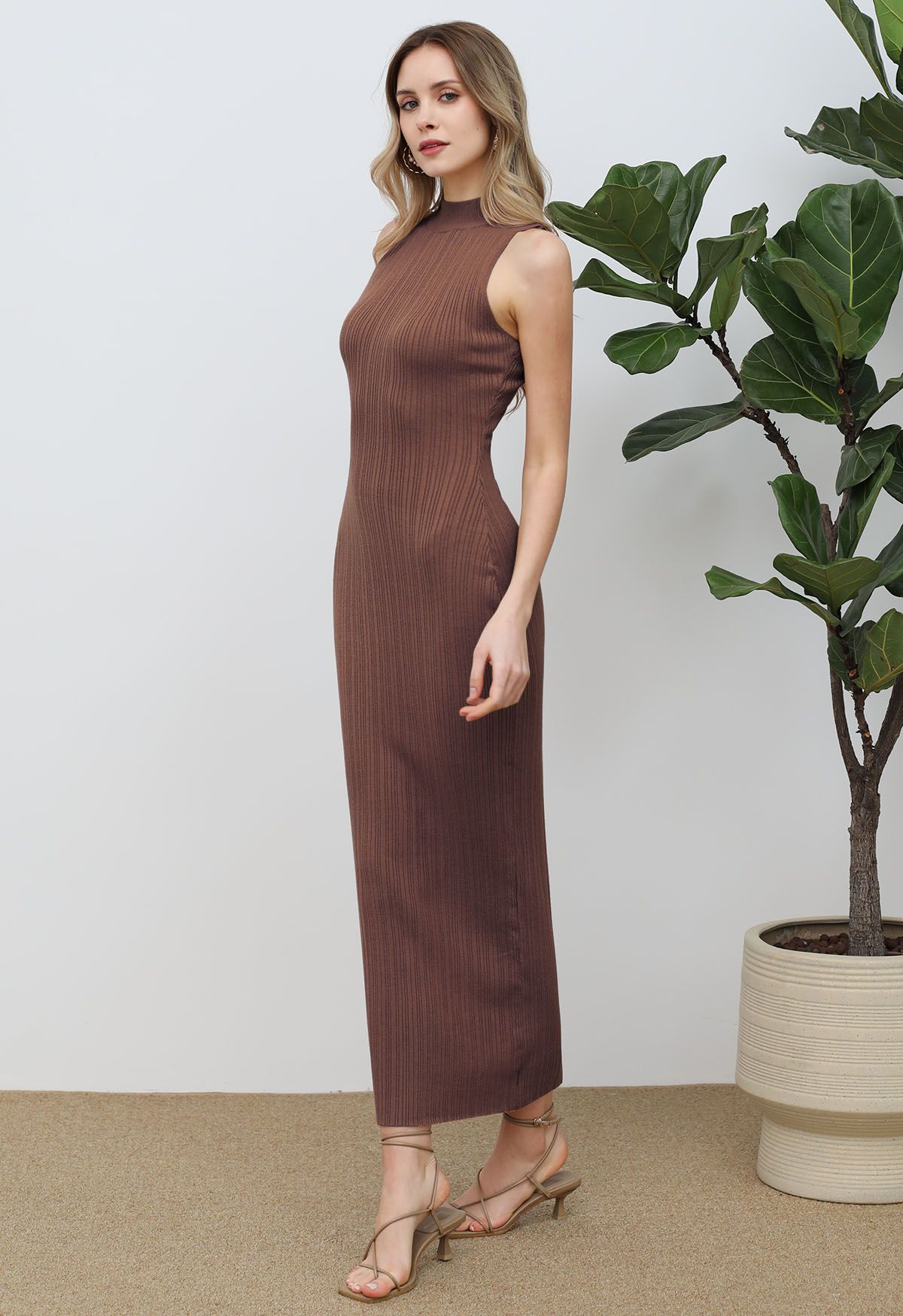 Ultra-Flattering Bodycon Knit Maxi Dress in Brown