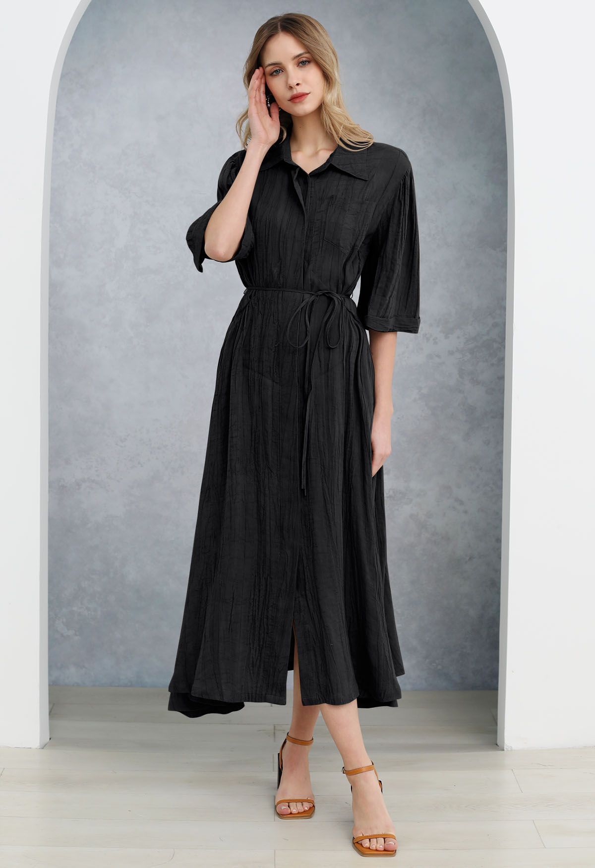 Elbow Sleeve Tie-Waist Buttoned Shirt Dress in Black