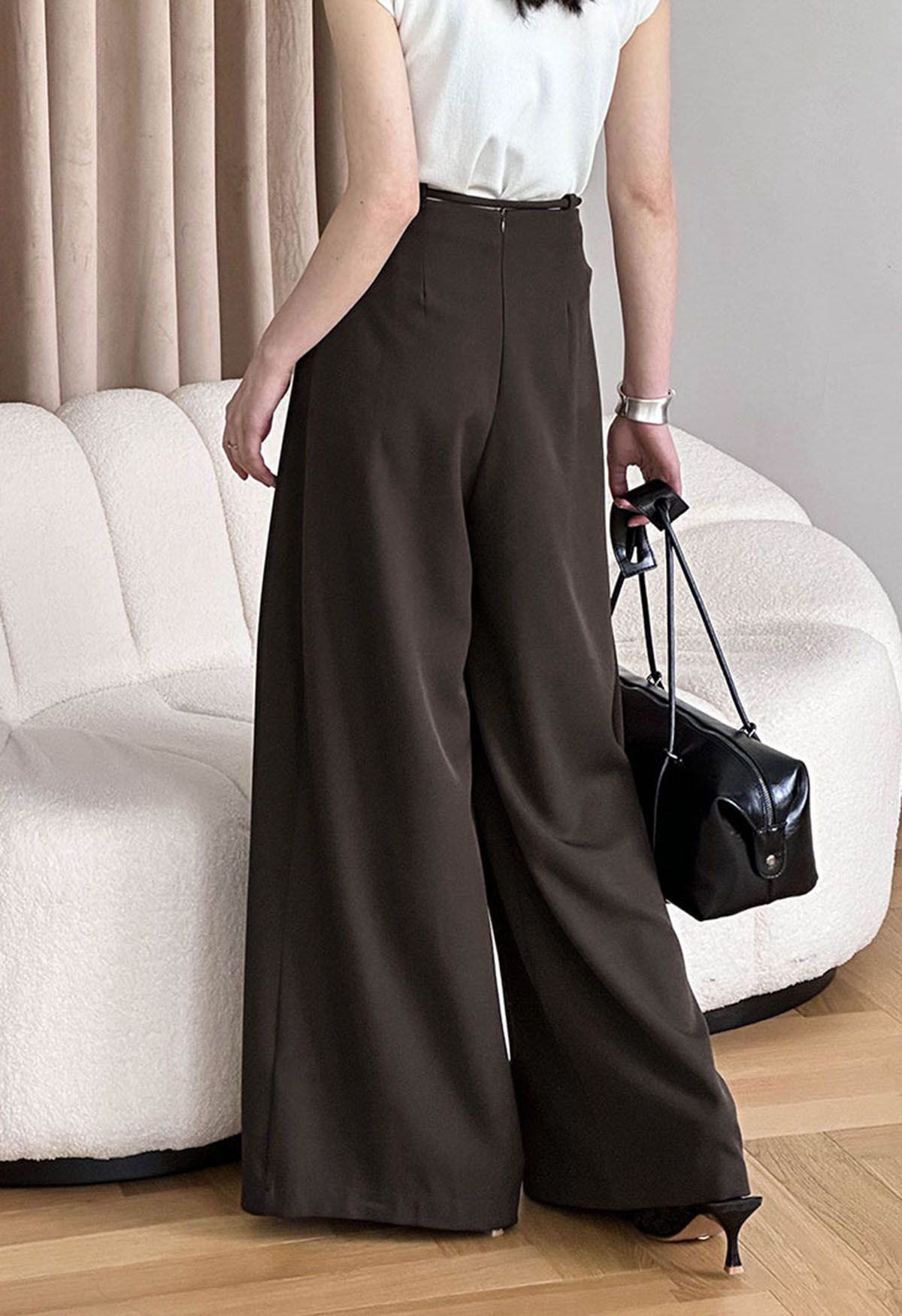 Trendy Tie-Waist Pleated Wide-Leg Pants in Brown