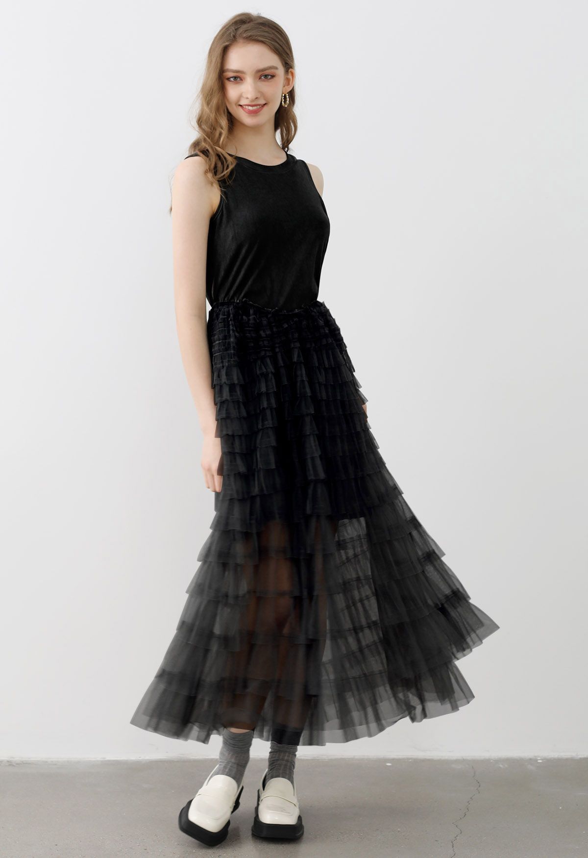 Tiered Mesh Spliced Sleeveless Maxi Dress in Black