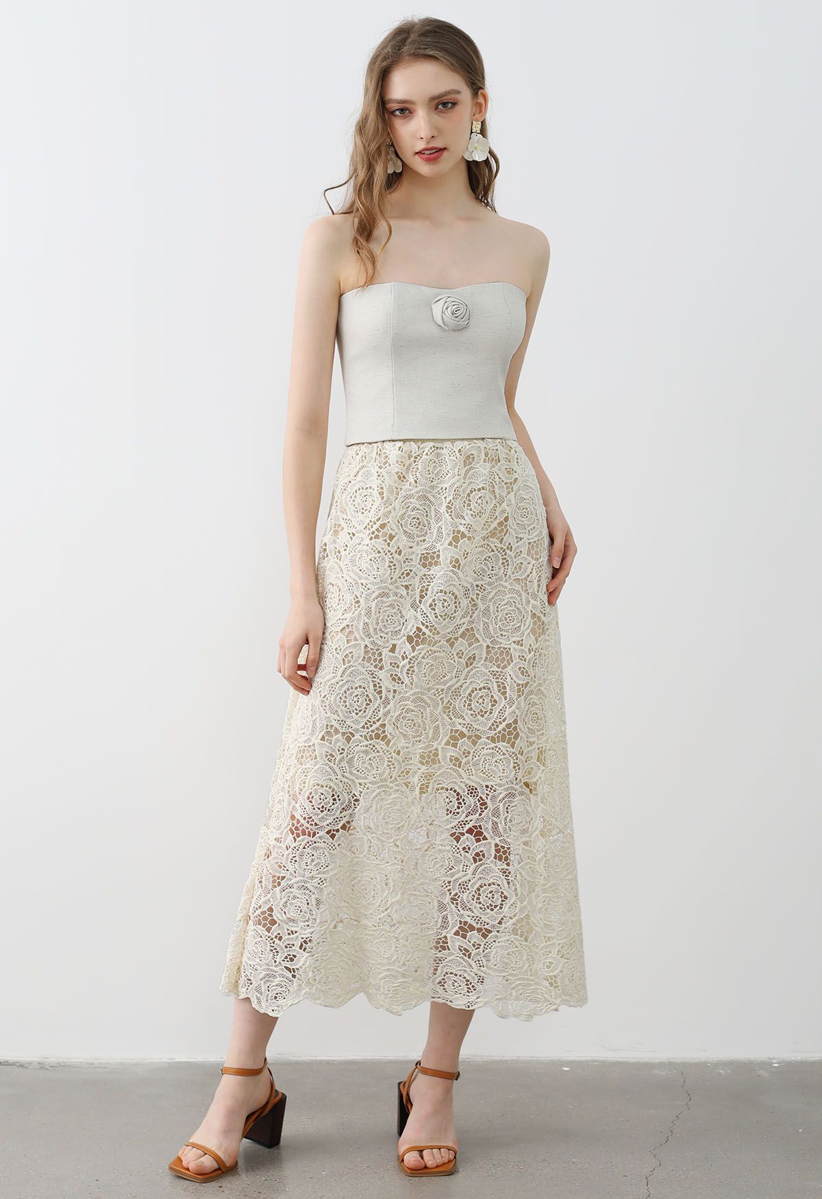 Exquisite Rose Cutwork Lace Maxi Skirt in Cream