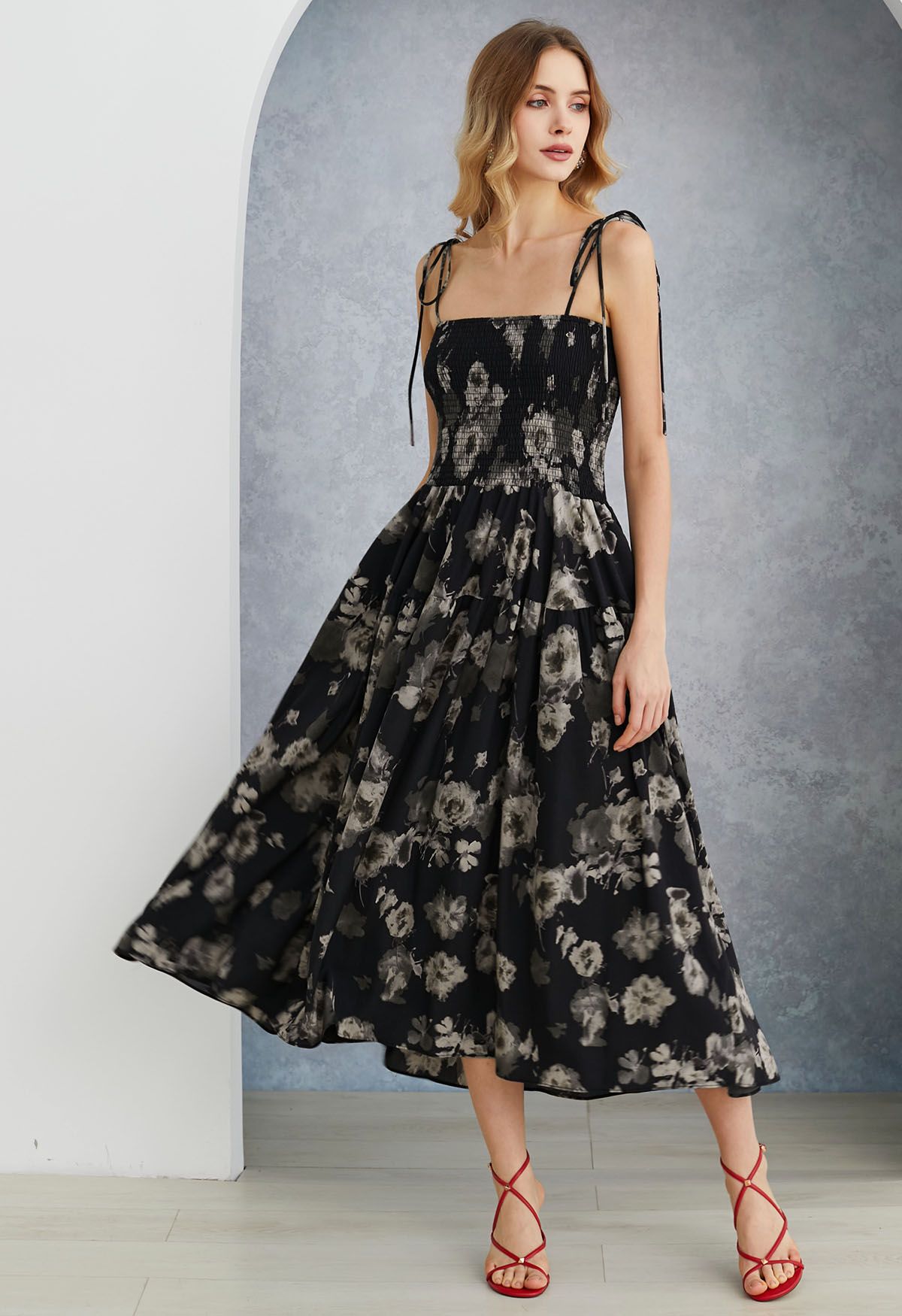 Floral black midi dress hotsell