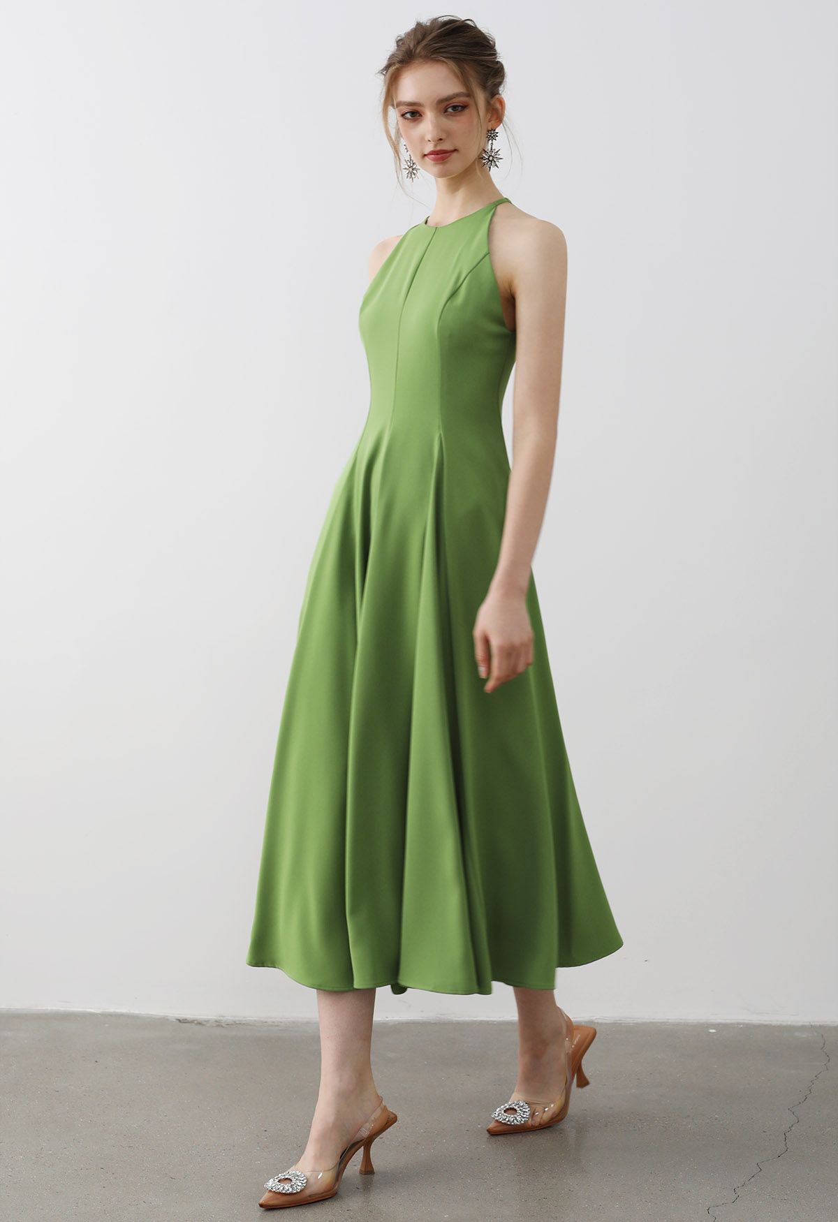 Refined Halter Neck Panelled Midi Dress in Green 