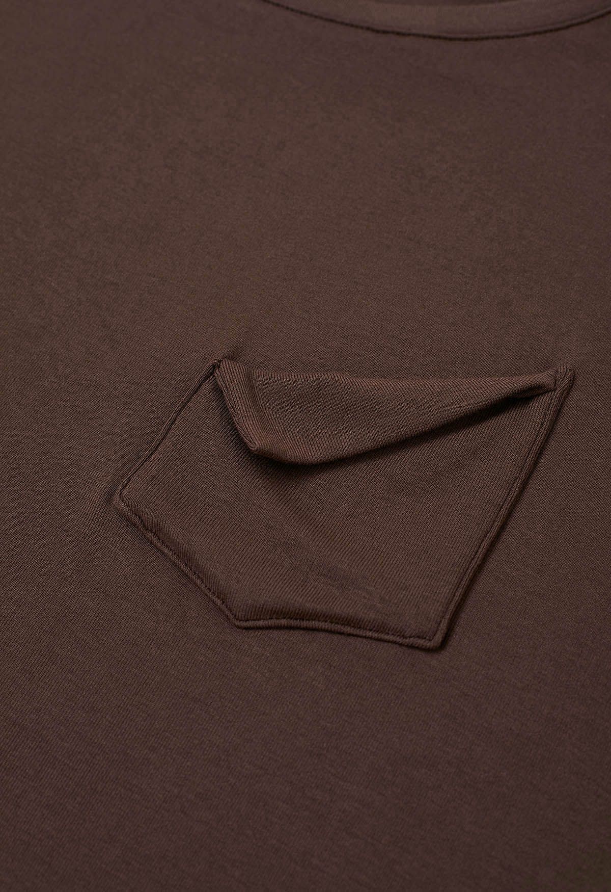 Pocket Trim Rolled Cuff T-Shirt in Brown