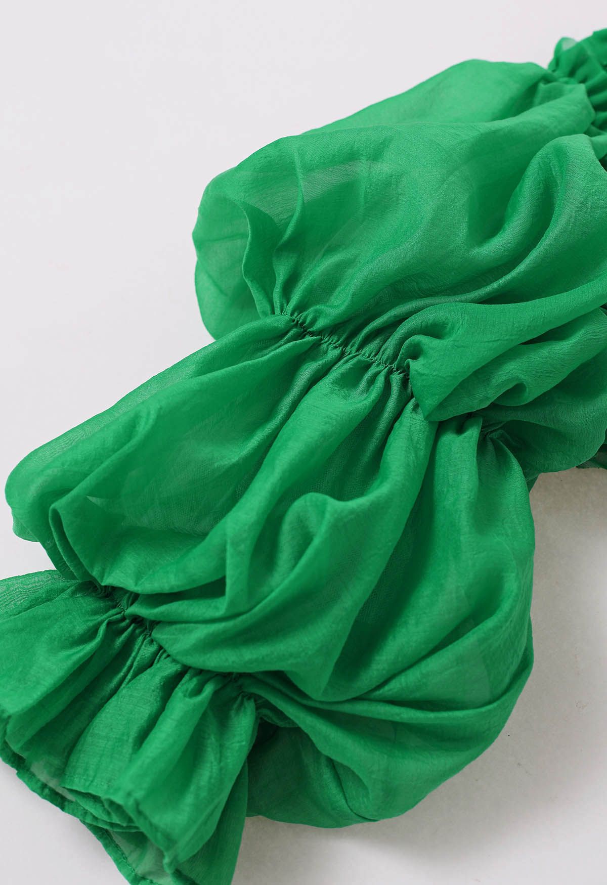 Bubble Sleeve Ruffle Trim Chiffon Spliced Crop Top in Green