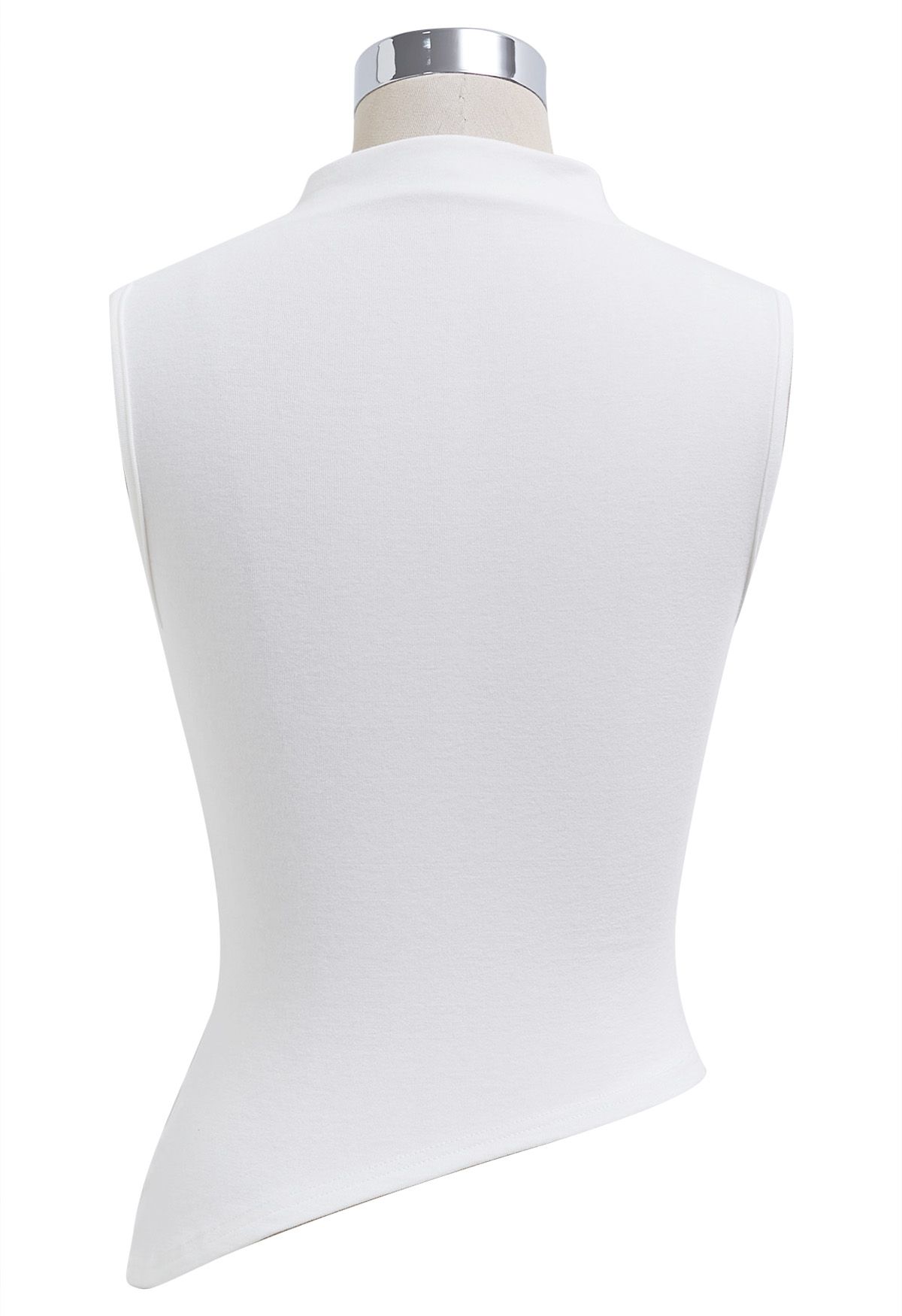 Detachable Necklace Adorned Asymmetric Sleeveless Top in White