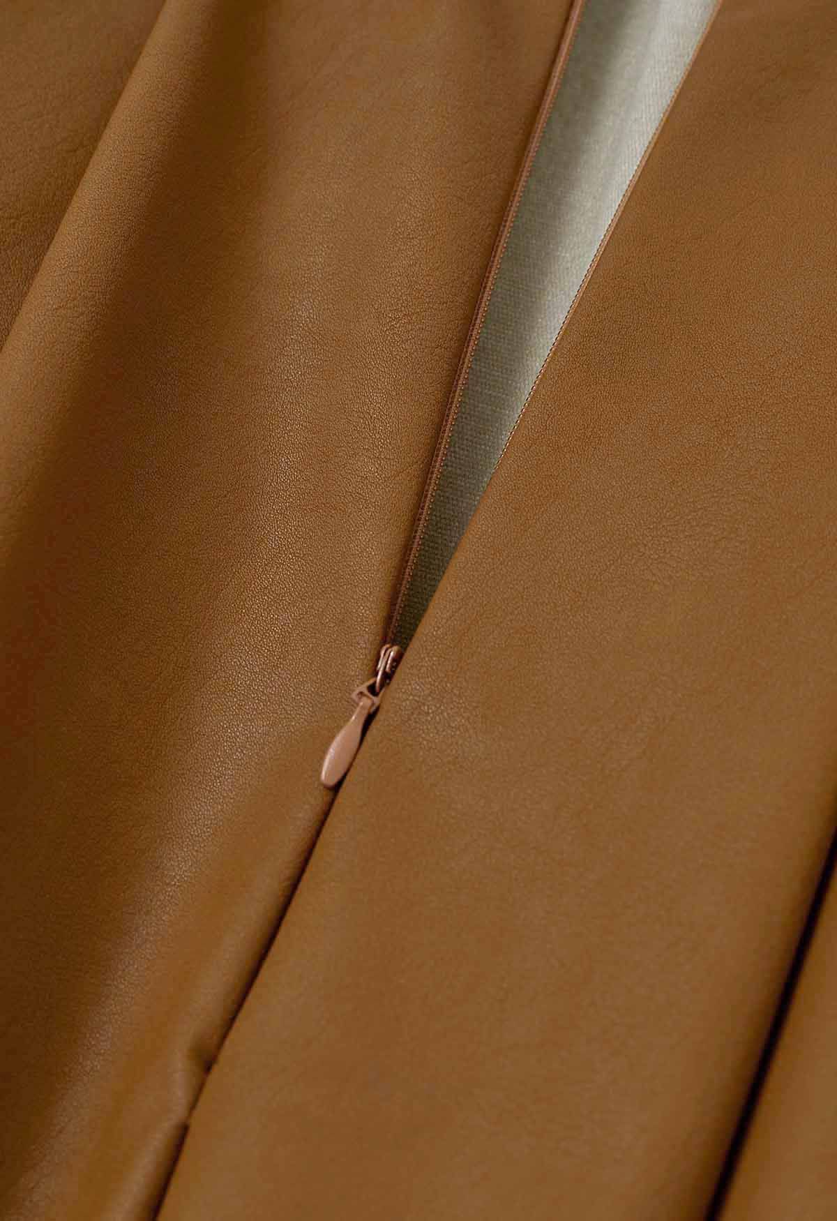 Chic Pleats Faux Leather Midi Skirt in Caramel