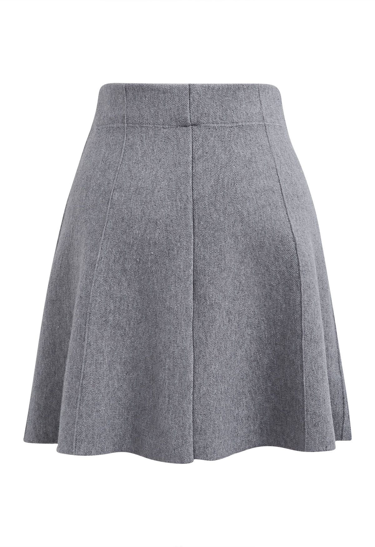 Refined Pleats Button Trim Knitted Mini Skirt in Grey