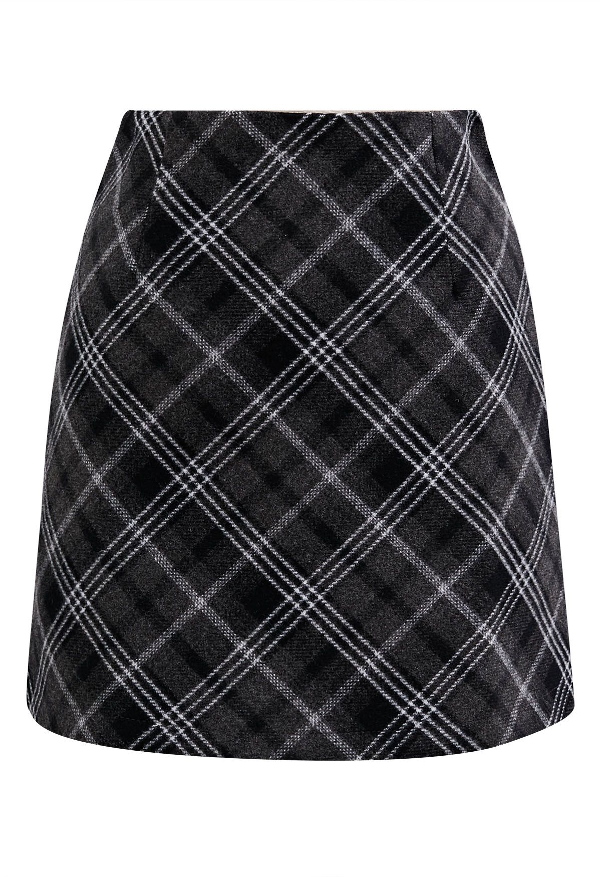 Scottish Charm Tartan Mini Skirt in Black