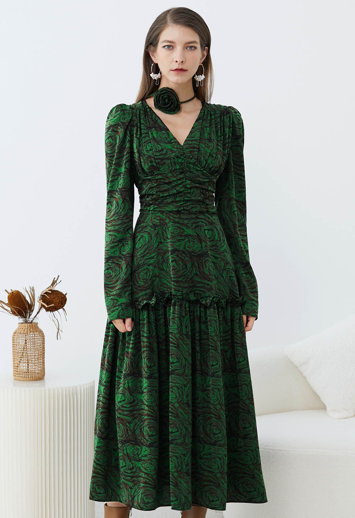 Fantastic Rose V-Neck Ruched Midi Dress with Choker in Dark Green