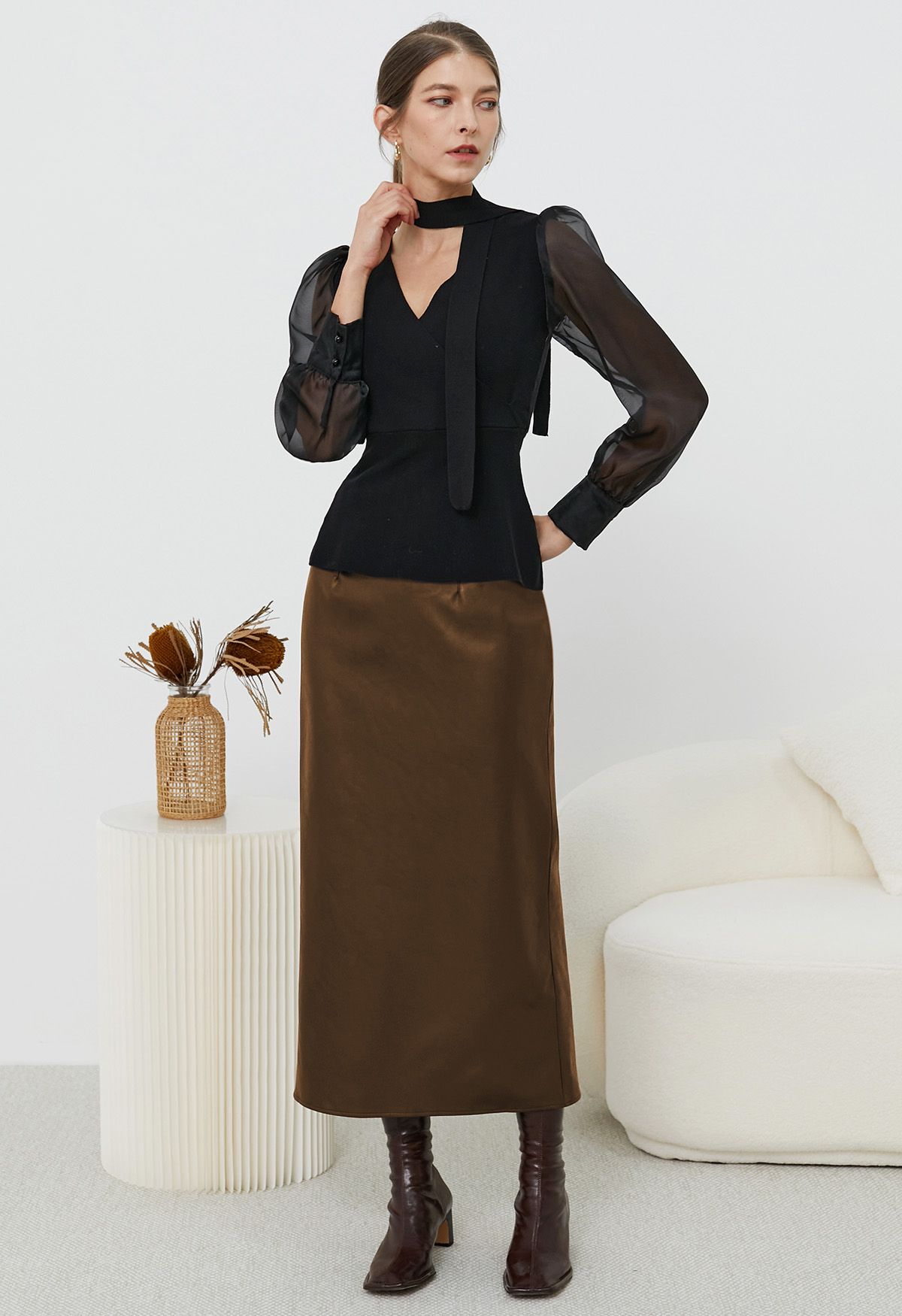 Smooth Silhouette Faux Leather Split Maxi Skirt in Brown