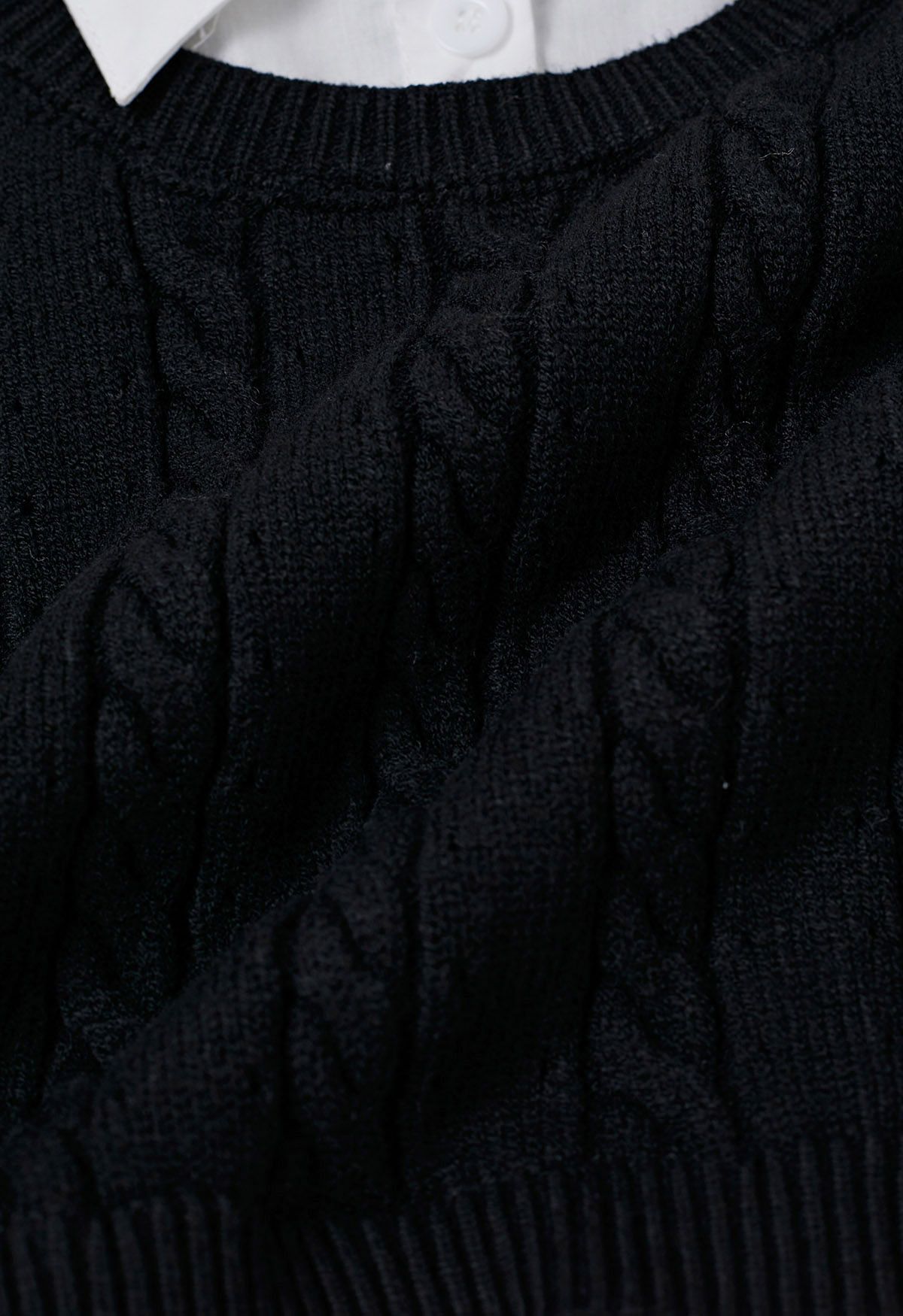 Fake Two-Piece Knit Spliced Collared Shirt in Black