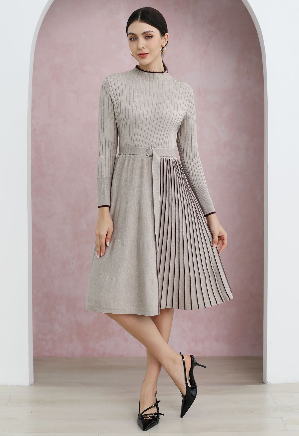 Inventive Contrast Striped Belted Ribbed Knit Dress in Oatmeal