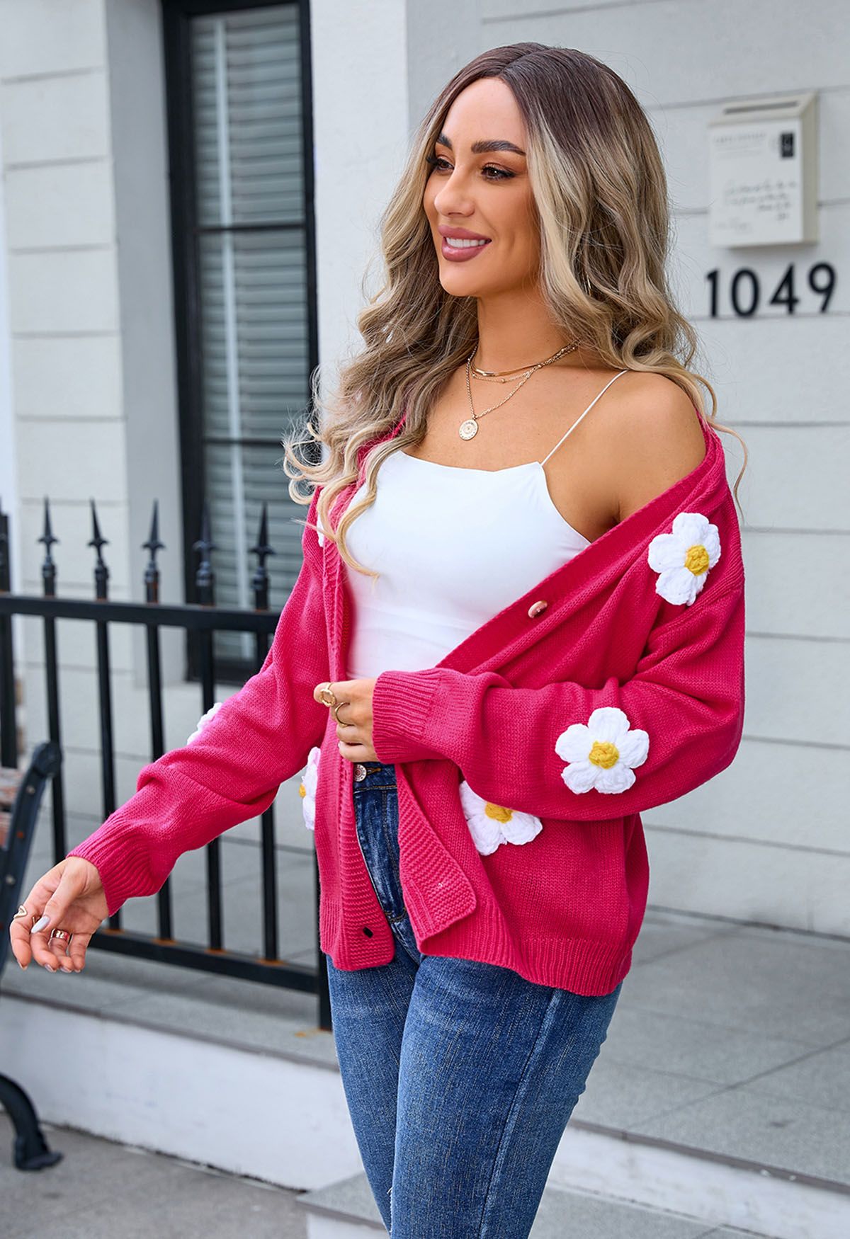 Lovely 3D Flower Buttoned Knit Cardigan in Magenta