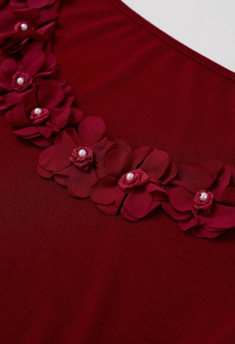 3D Flowers Neckline Long Sleeve Fitted Top in Red