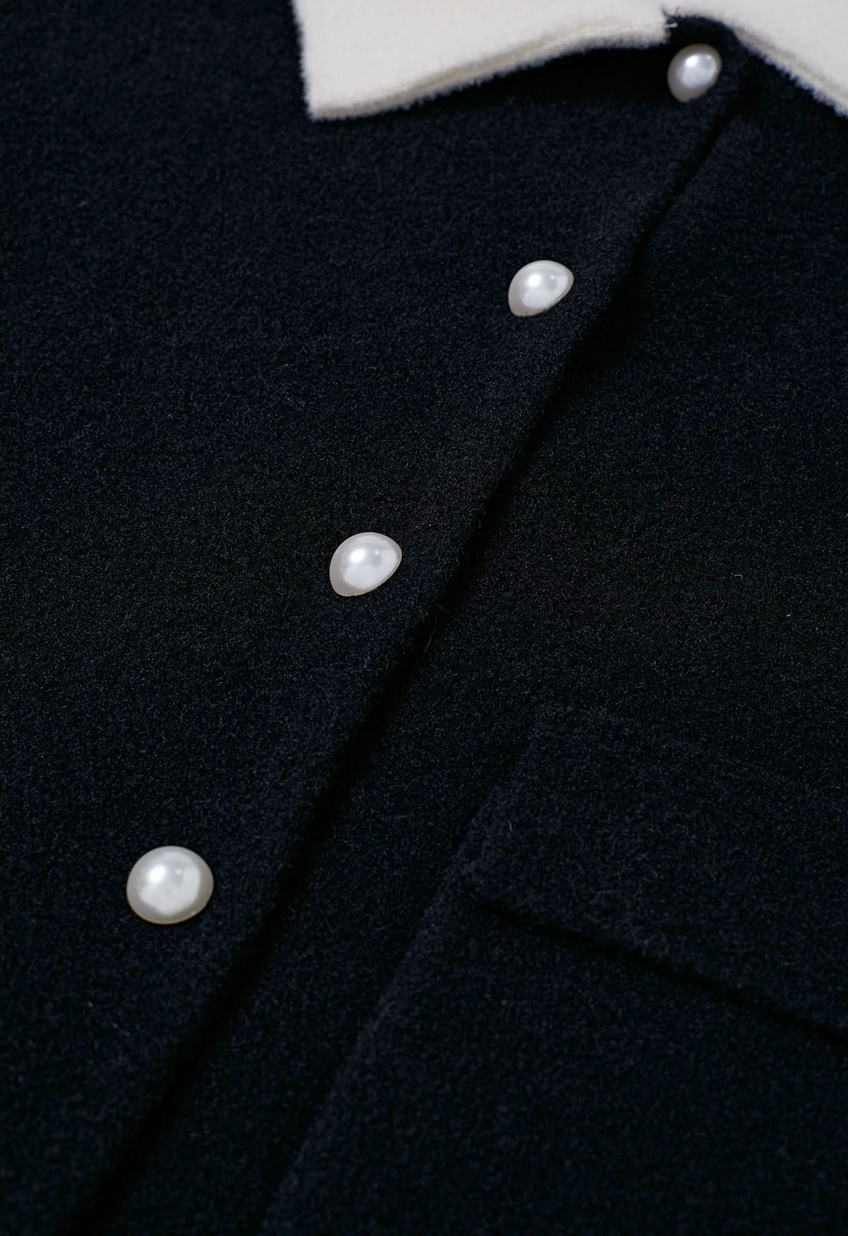 Contrasting Trim Flap Pocket Buttoned Knit Coat in Black