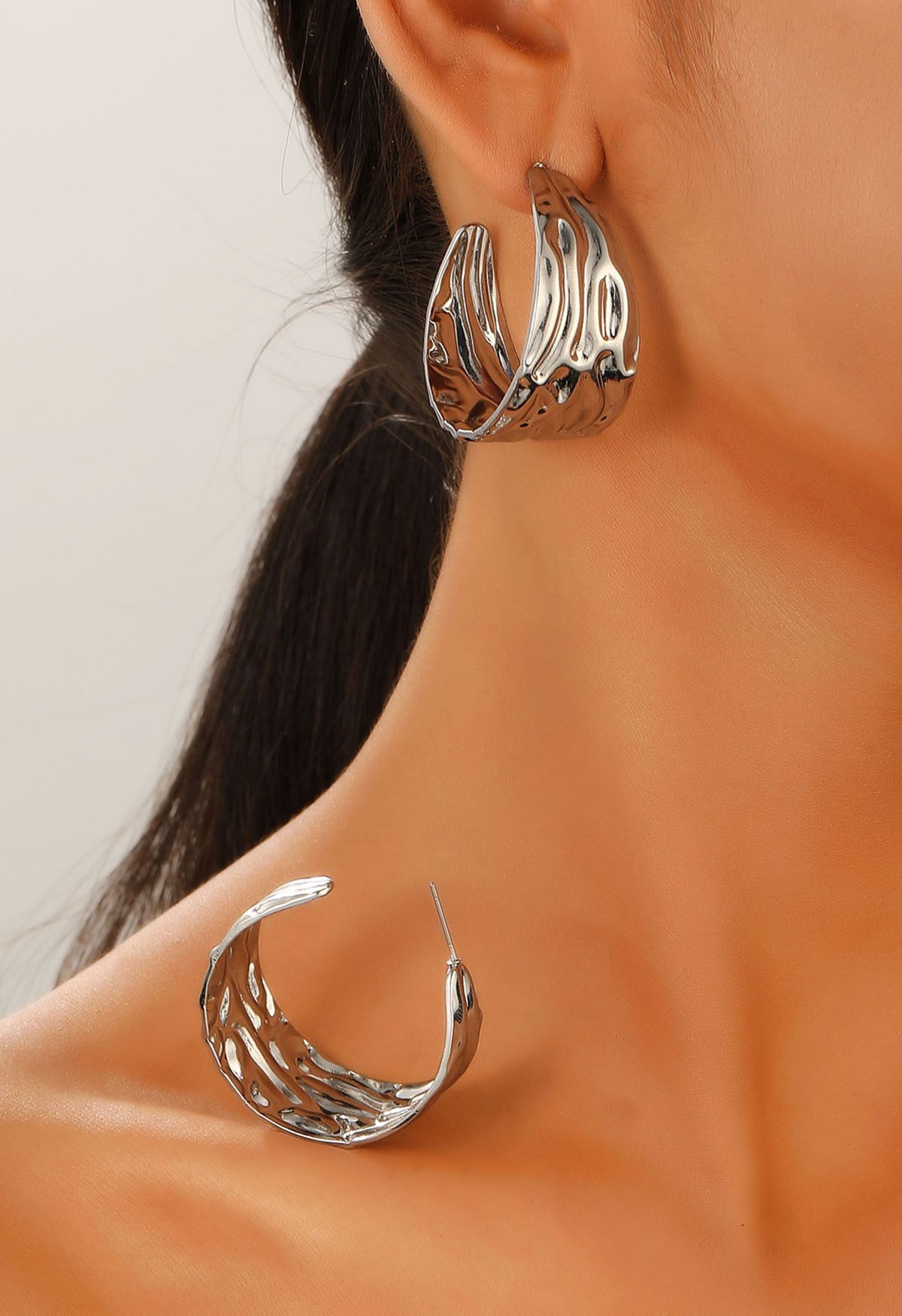 Wave Texture C-Shaped Hoop Earrings in Silver