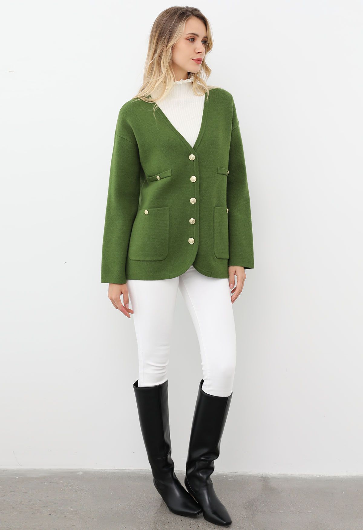 Impressive Patch Pocket Button Down Knit Cardigan in Green