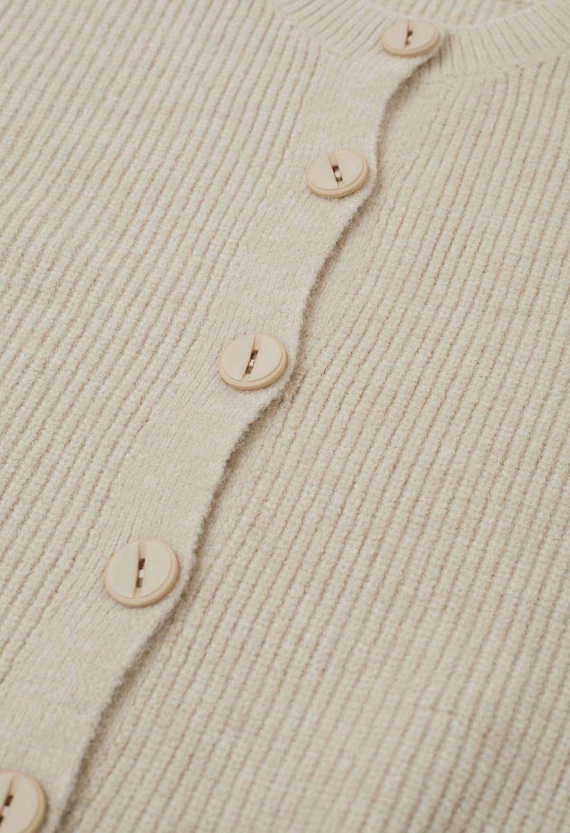 Delicate Softness Ribbed Buttoned Knit Cardigan in Camel