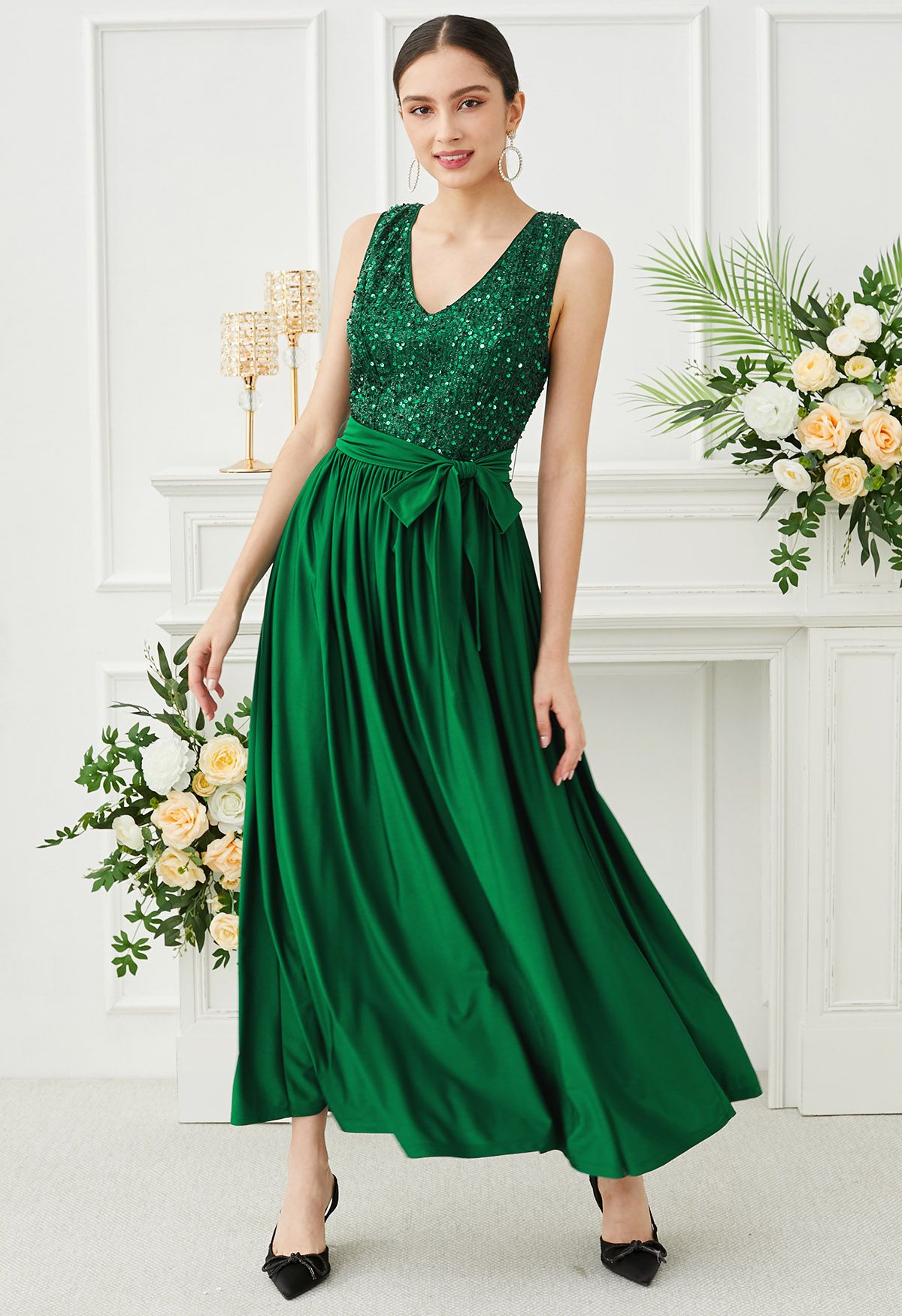 V-Neck Sequins Spliced Sleeveless Gown in Dark Green