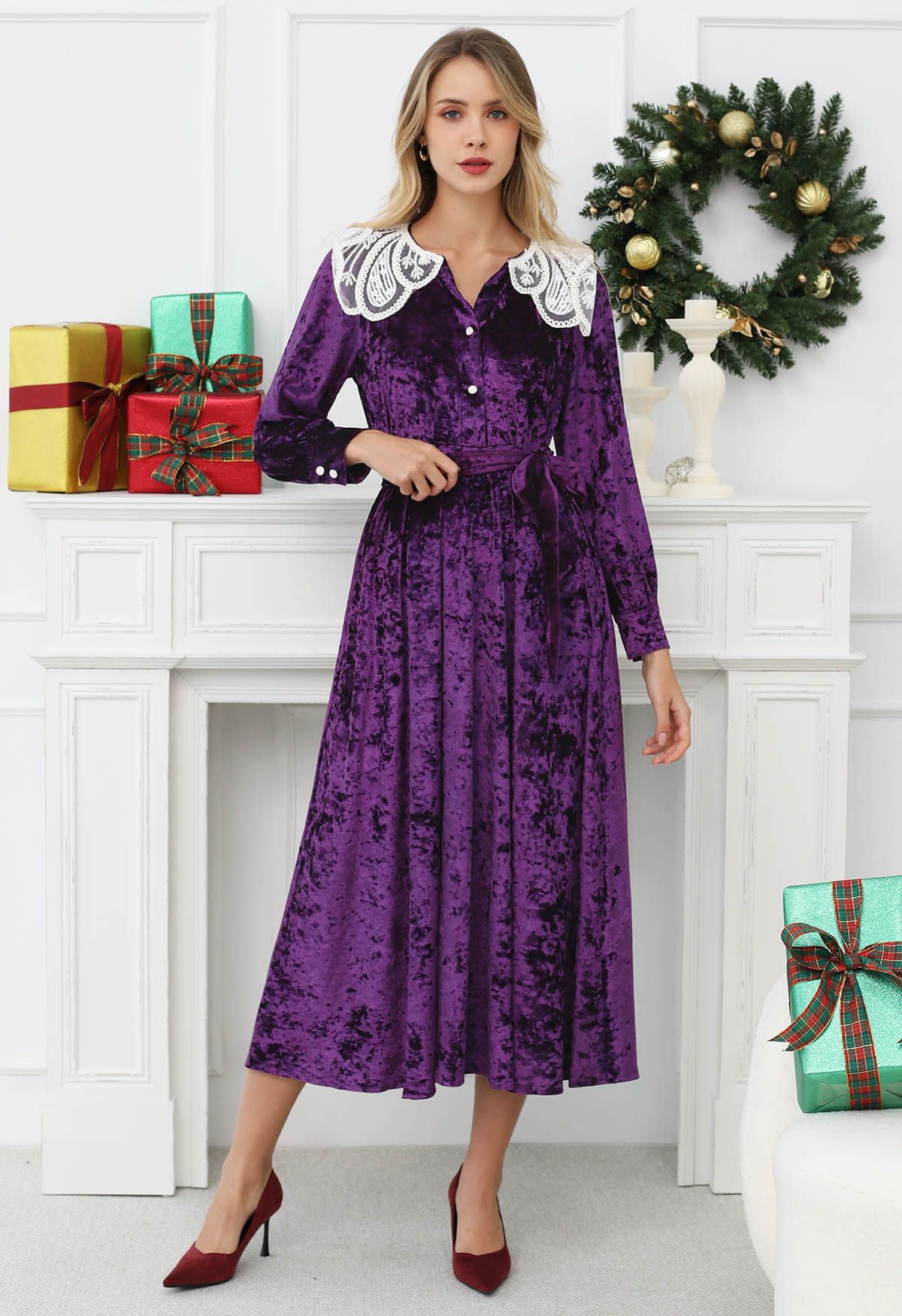 Lace Doll Collar Velvet Midi Dress in Purple