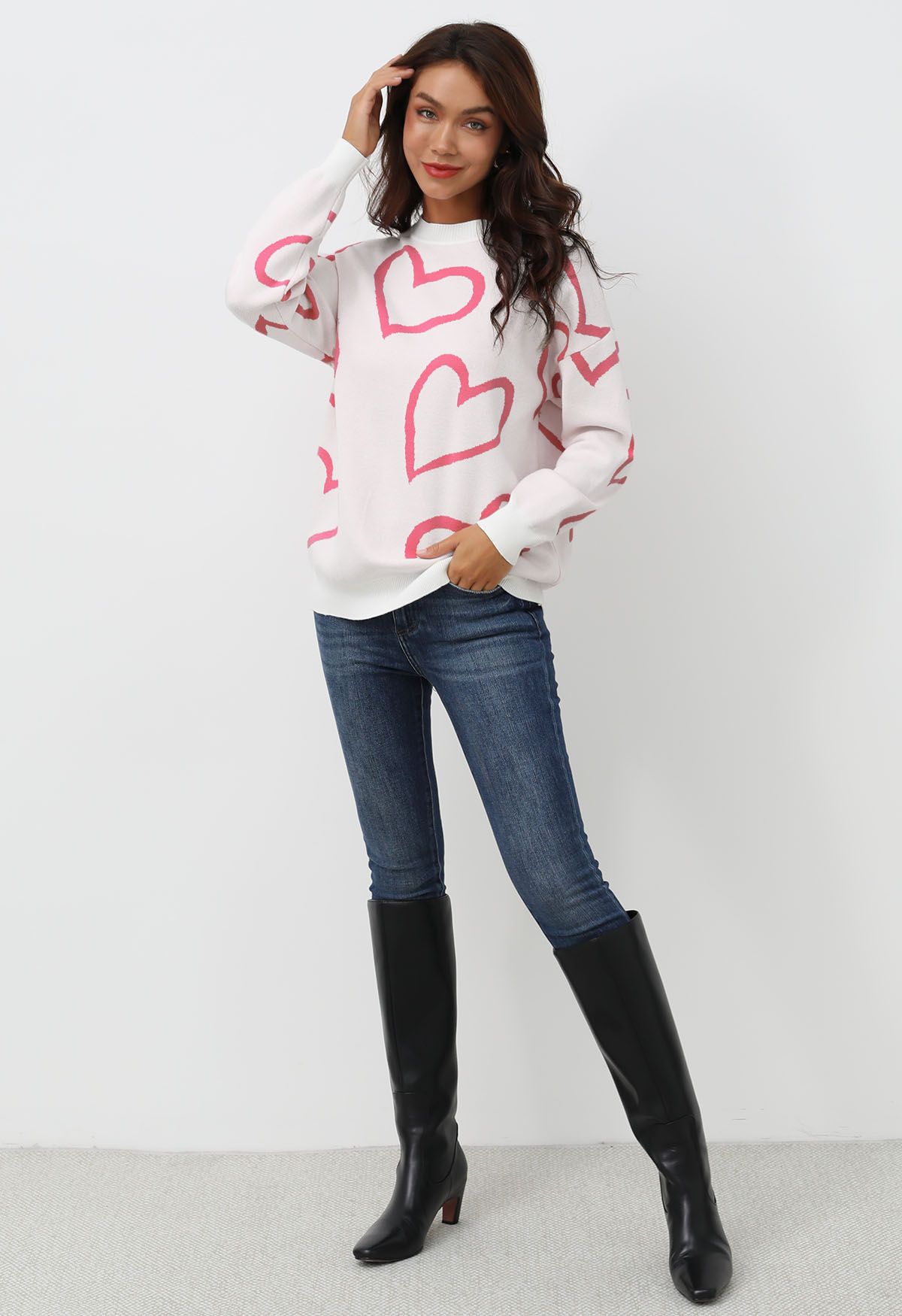 Lovable Heart Crew Neck Knit Sweater in Light Pink