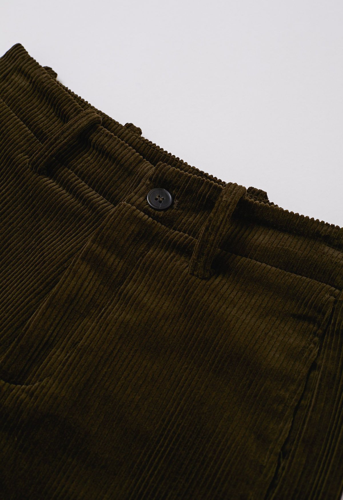 Sturdy Corduroy Belted Straight-Leg Pants in Army Green