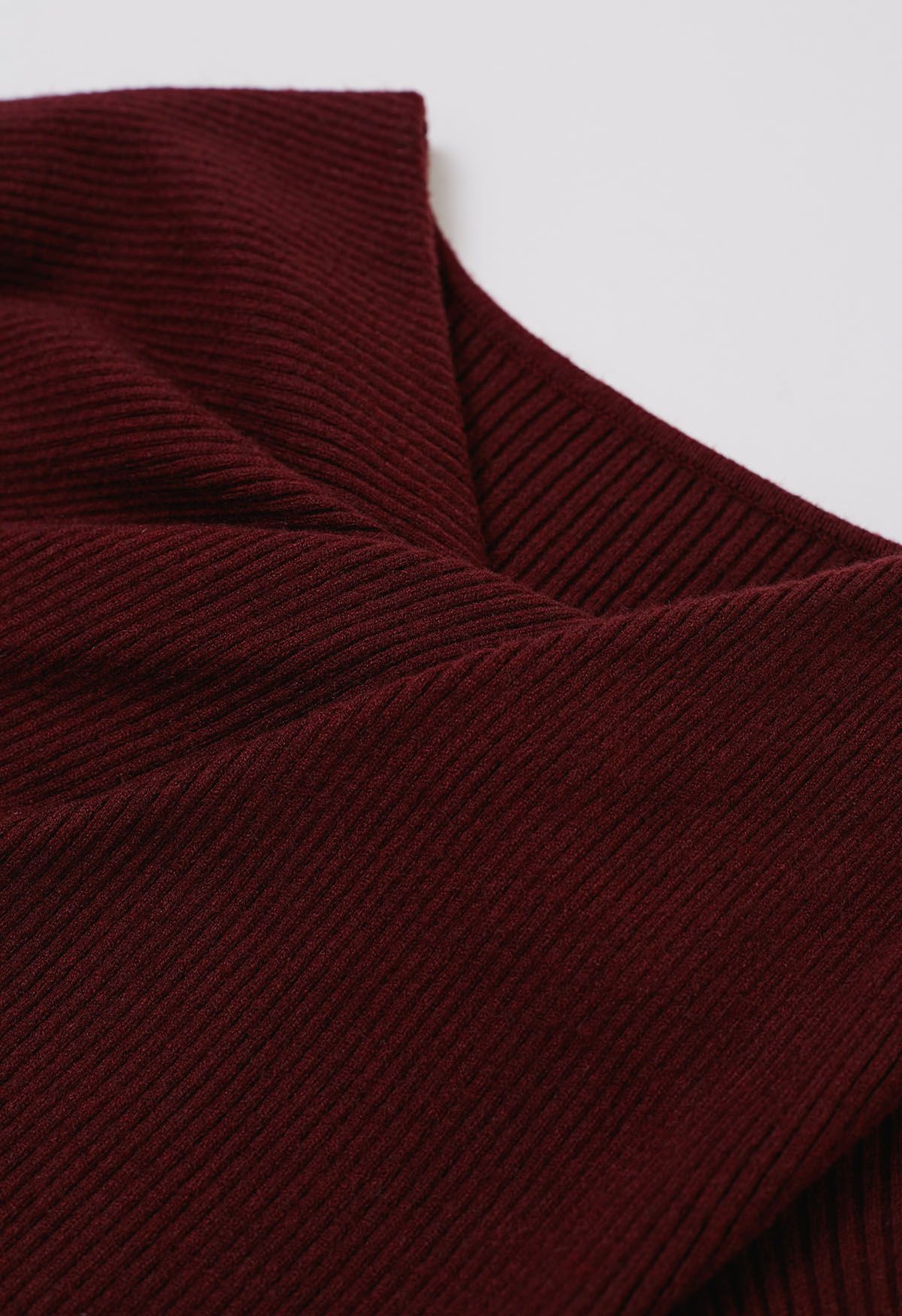 Twist Neckline Ribbed Knit Top in Burgundy