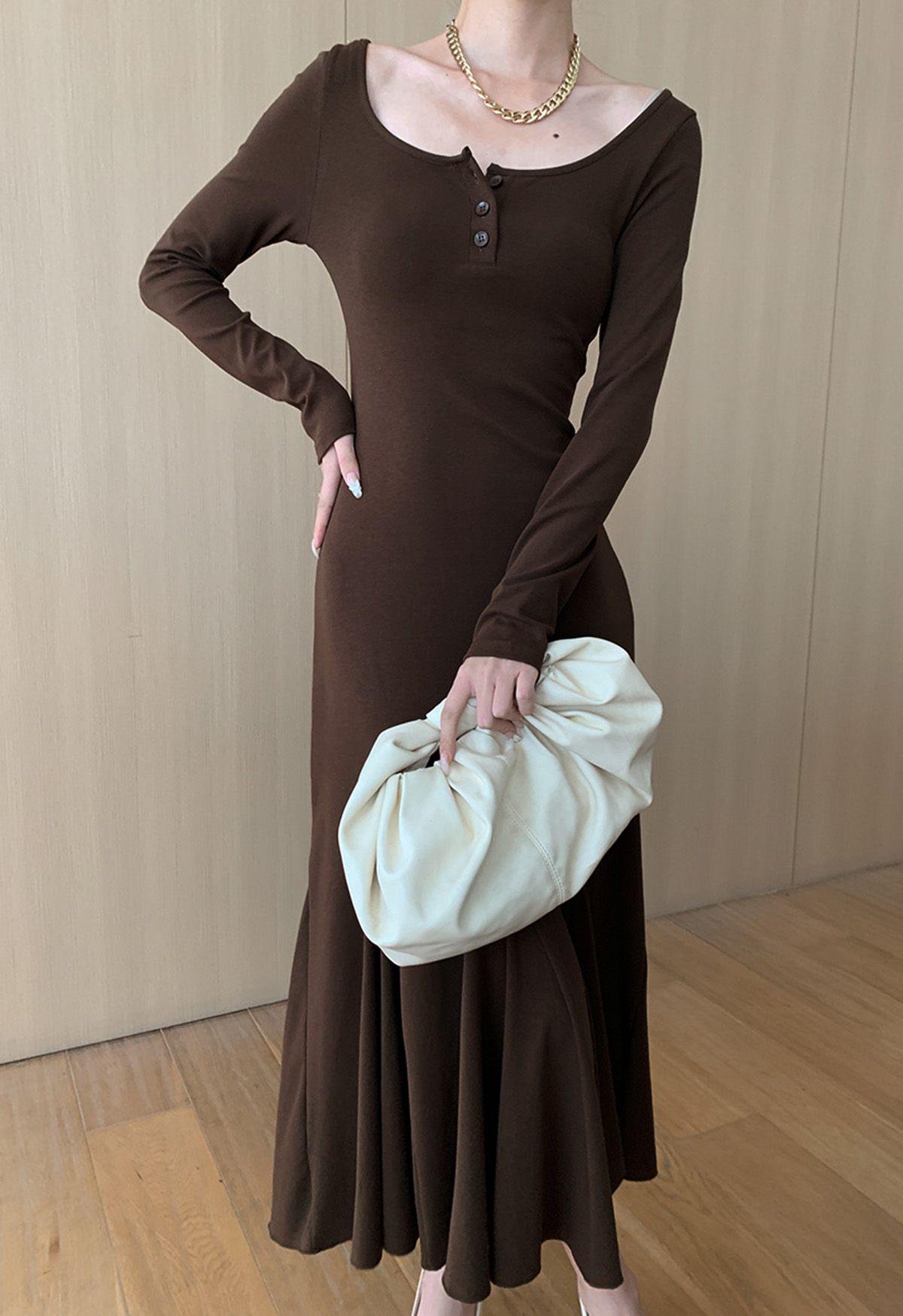 Scoop Neckline Flare Hem Midi Dress in Brown