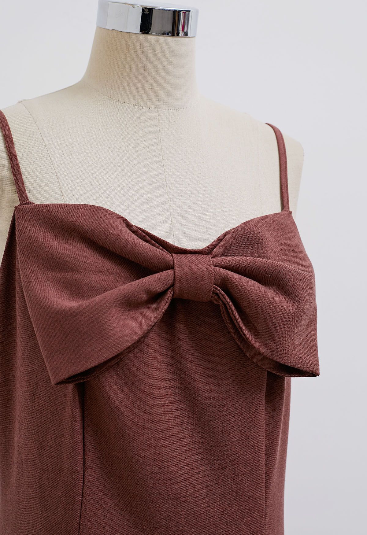 Bowknot Decor Seam Details Cami Dress in Burgundy